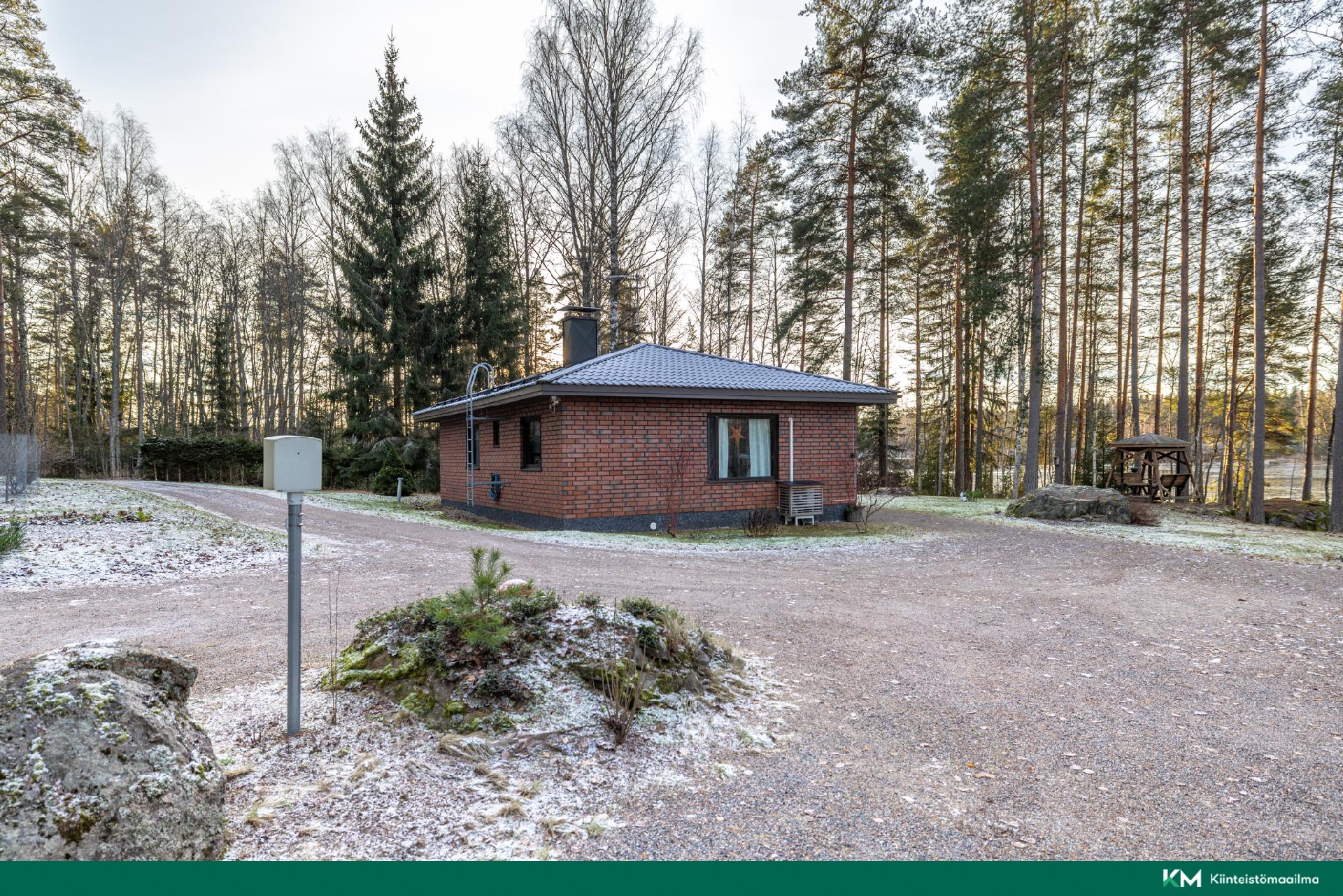 Suittilahdentie 30, Mäntyharju