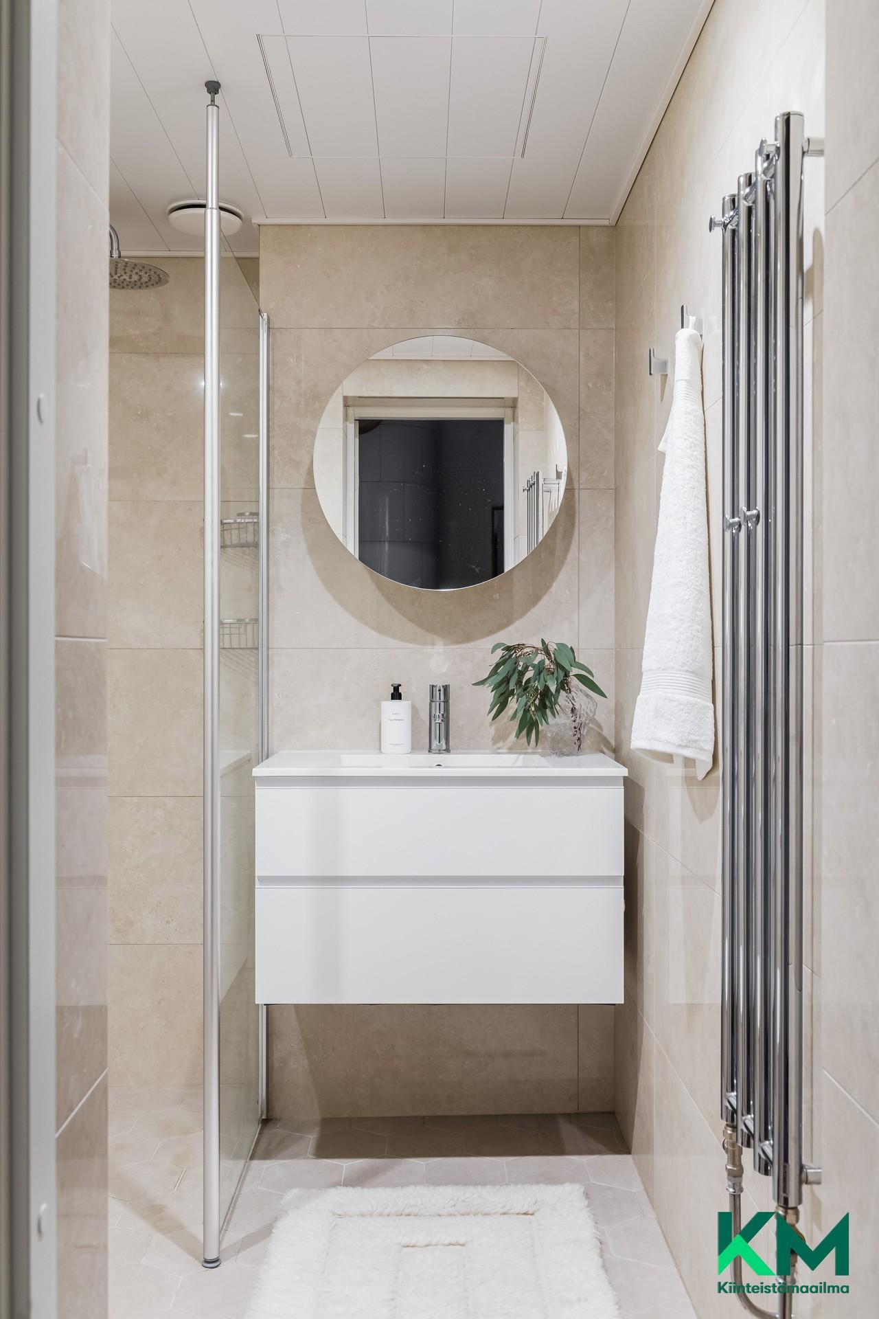 Kruunuvuorenkatu 5, Katajanokka, Helsinki