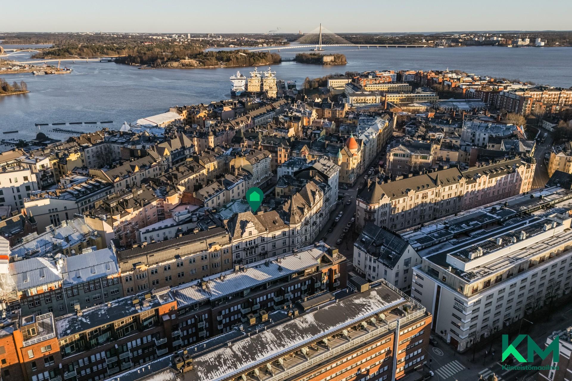 Kruunuvuorenkatu 5, Katajanokka, Helsinki