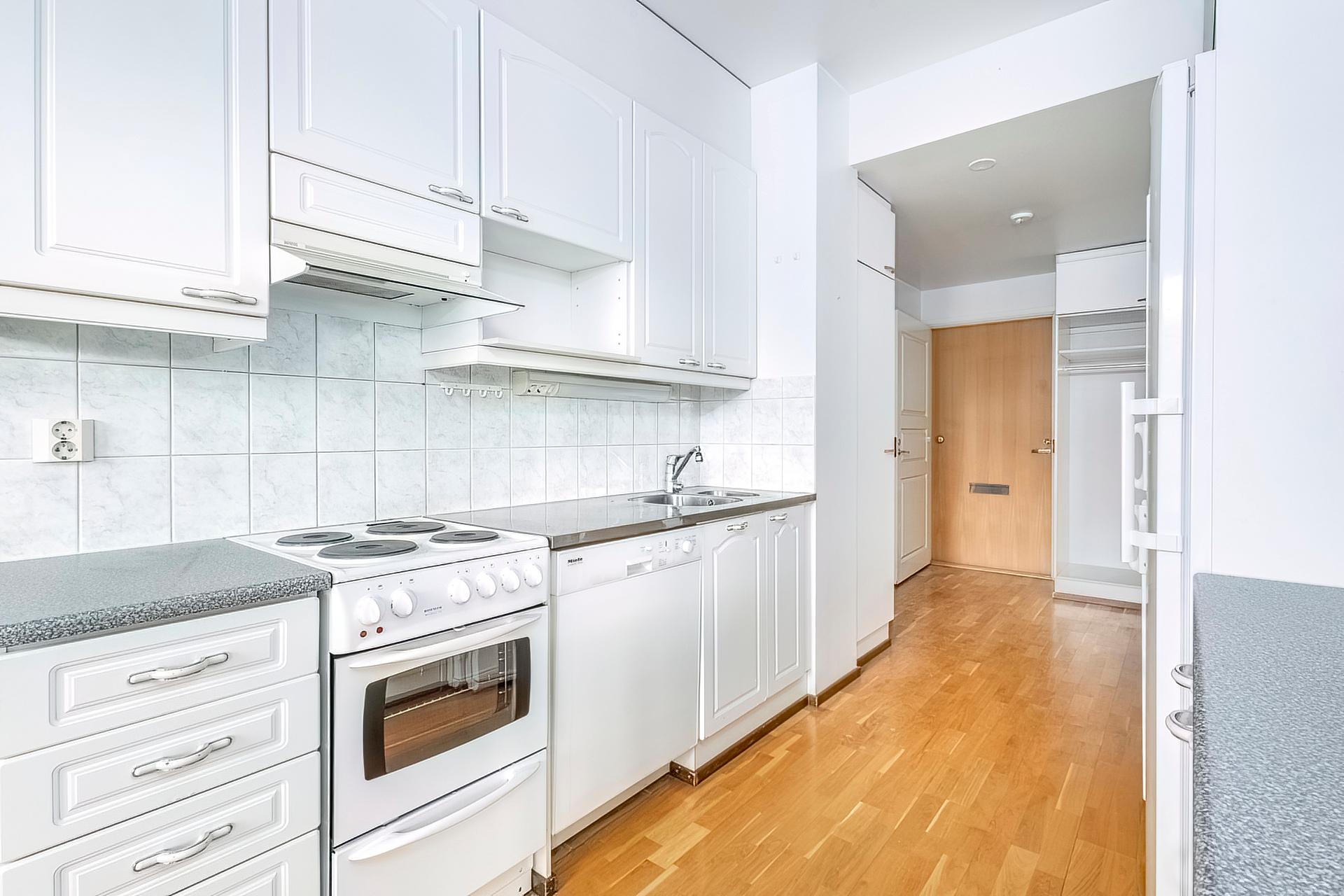 keittiön kodinkoneita