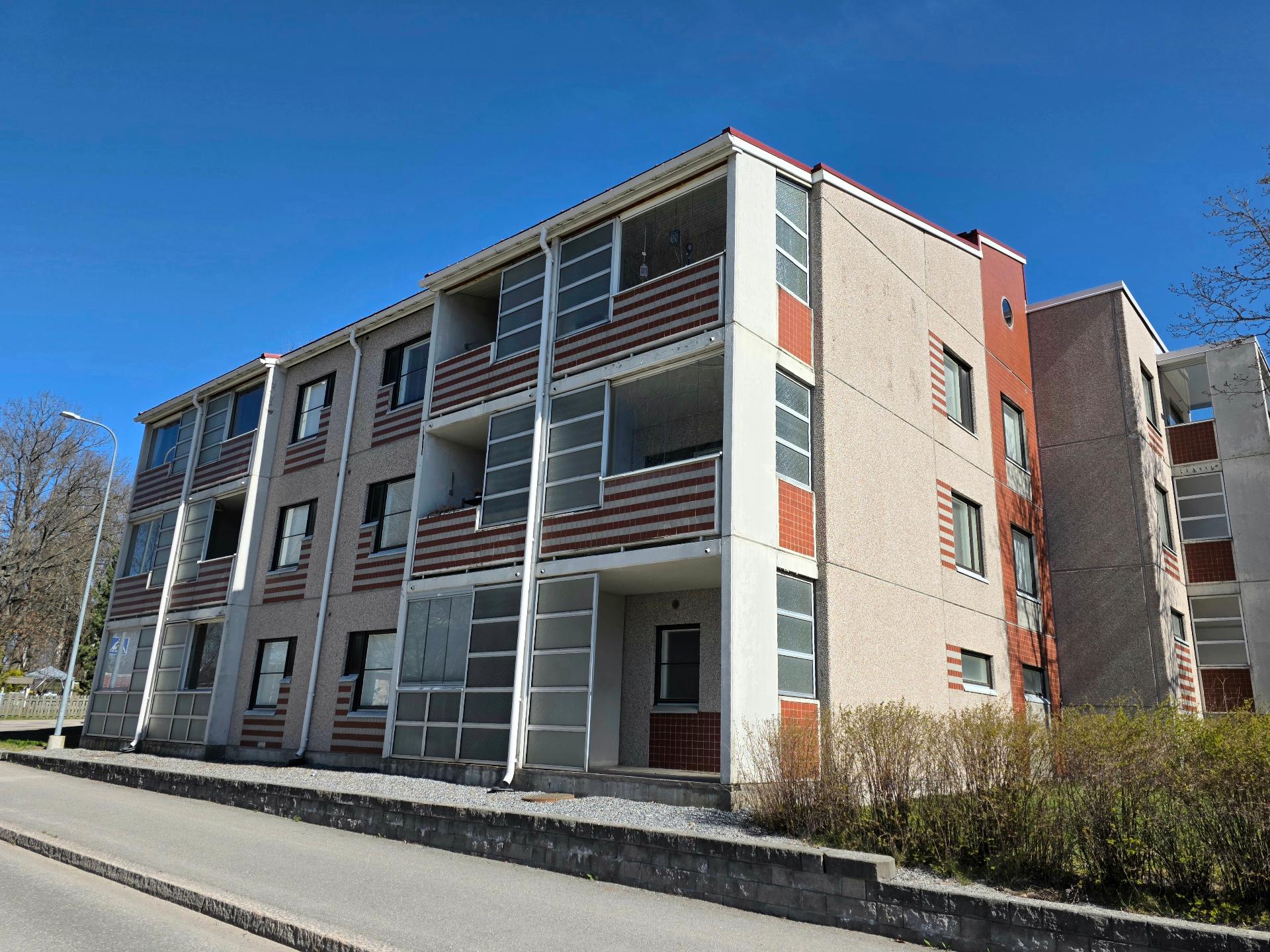 Tehtaankatu 5, Keskusta, Lohja