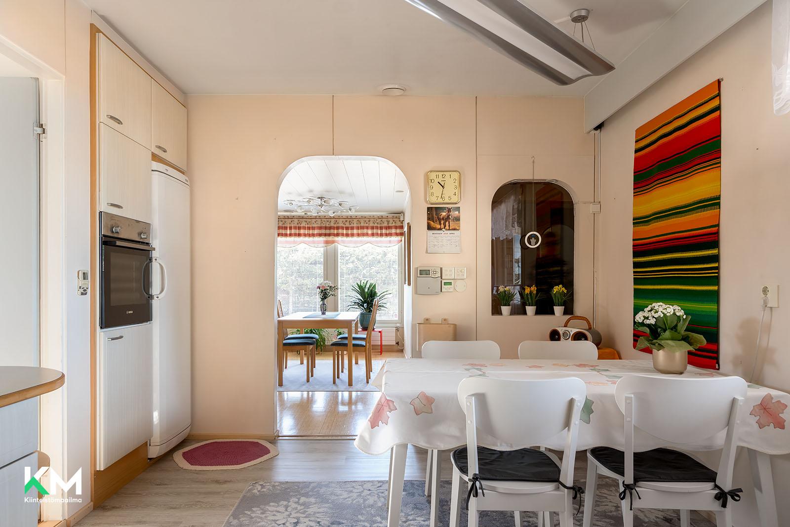 Mannisentie 23, Kello, Oulu