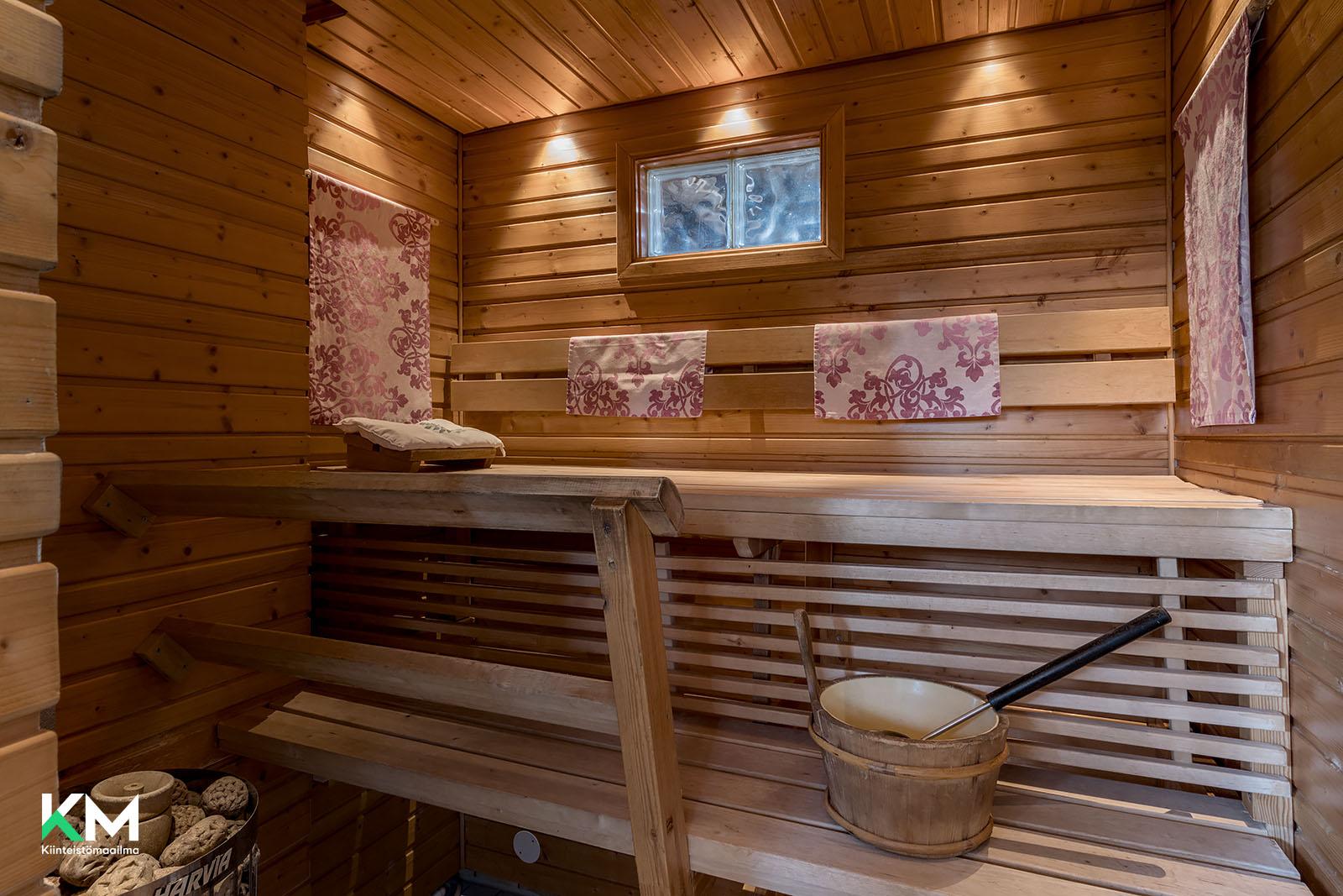 Mannisentie 23, Kello, Oulu