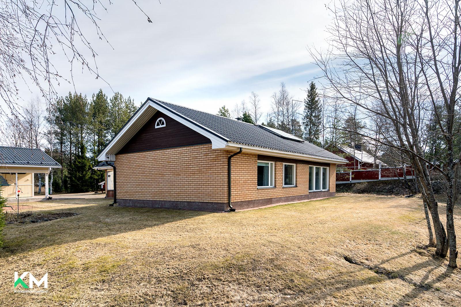 Mannisentie 23, Kello, Oulu