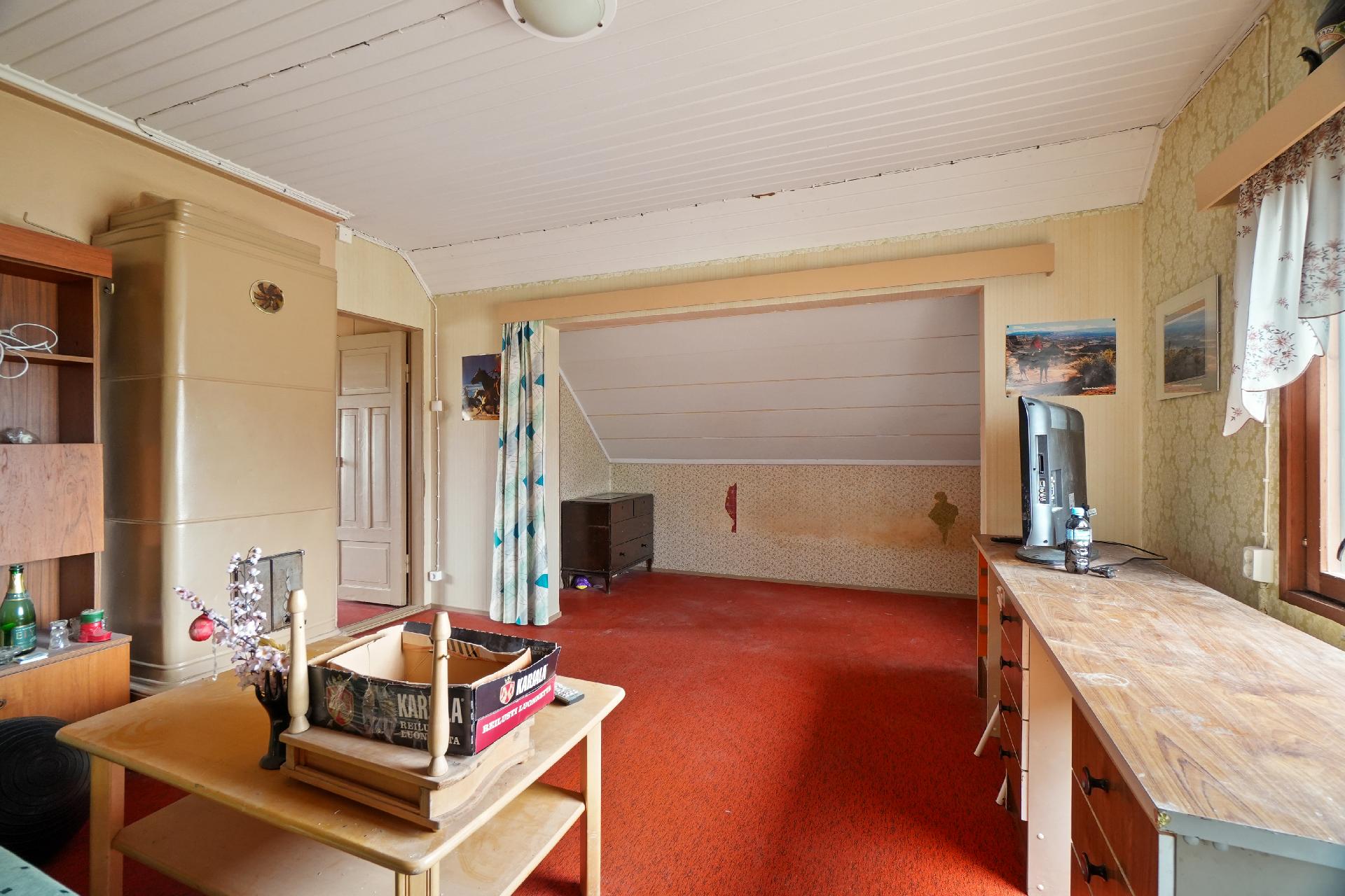 Muuntajankatu 13, Patastenmäki, Riihimäki