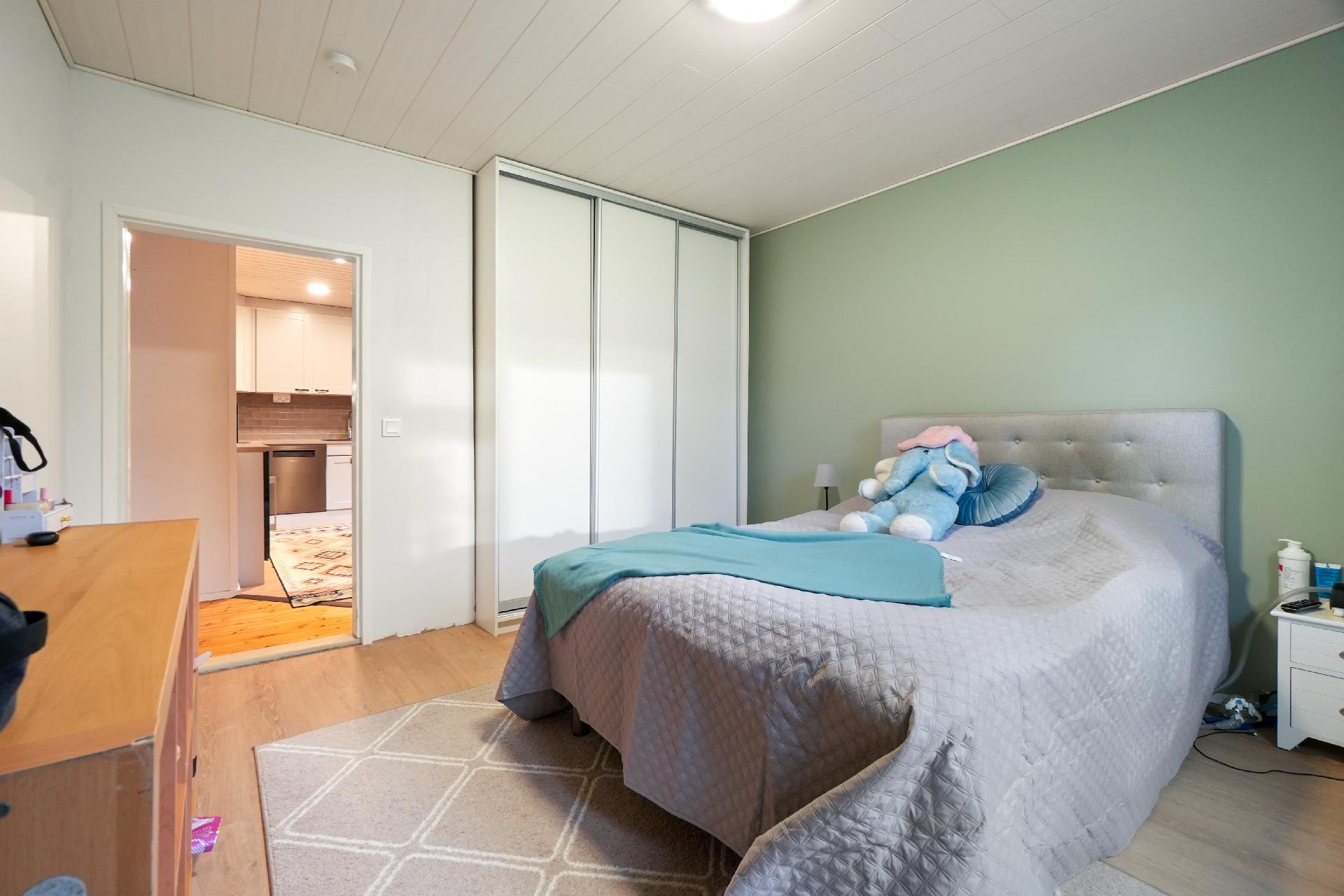 Sipusaarentie 56, Petsamo, Riihimäki