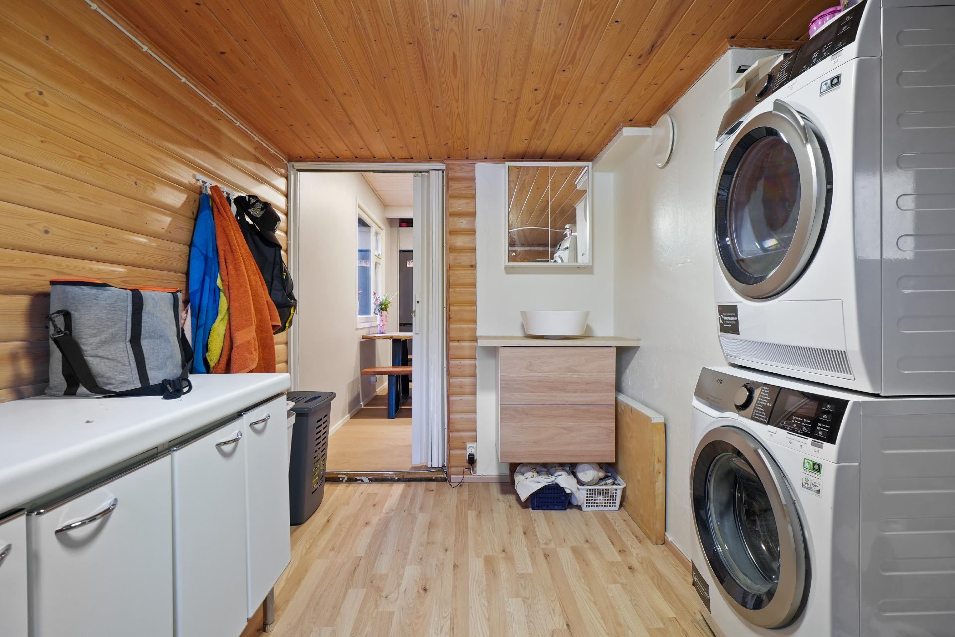 Sipusaarentie 56, Petsamo, Riihimäki