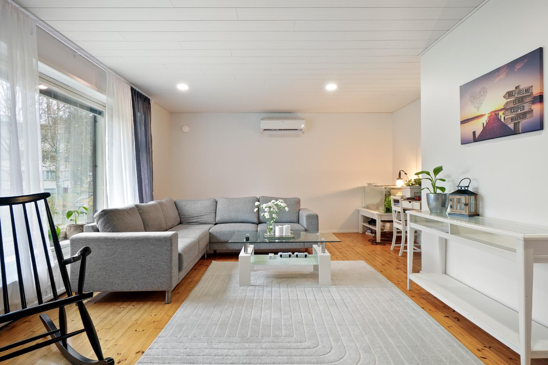 Sipusaarentie 56, Petsamo, Riihimäki