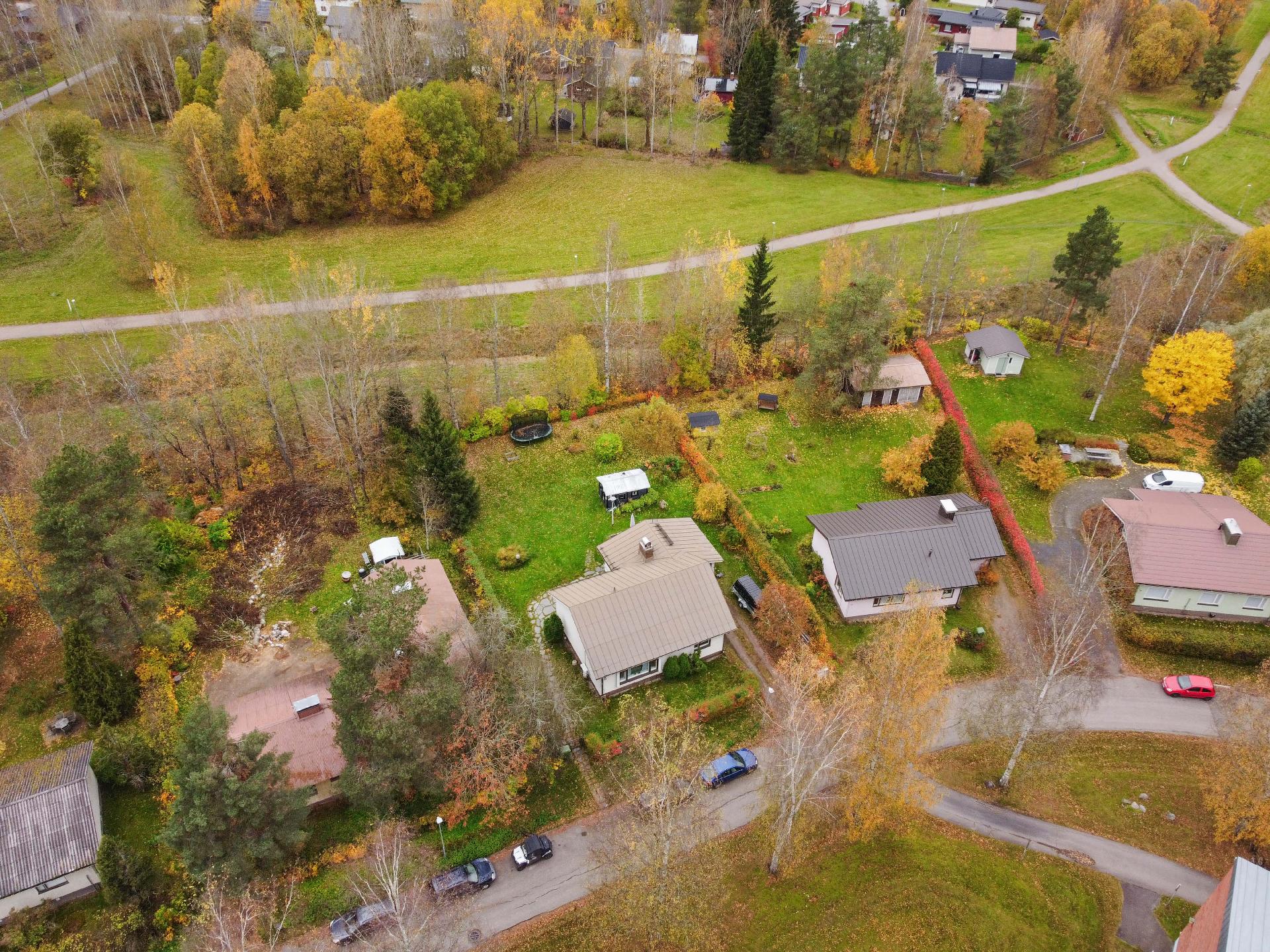 Sipusaarentie 56, Petsamo, Riihimäki