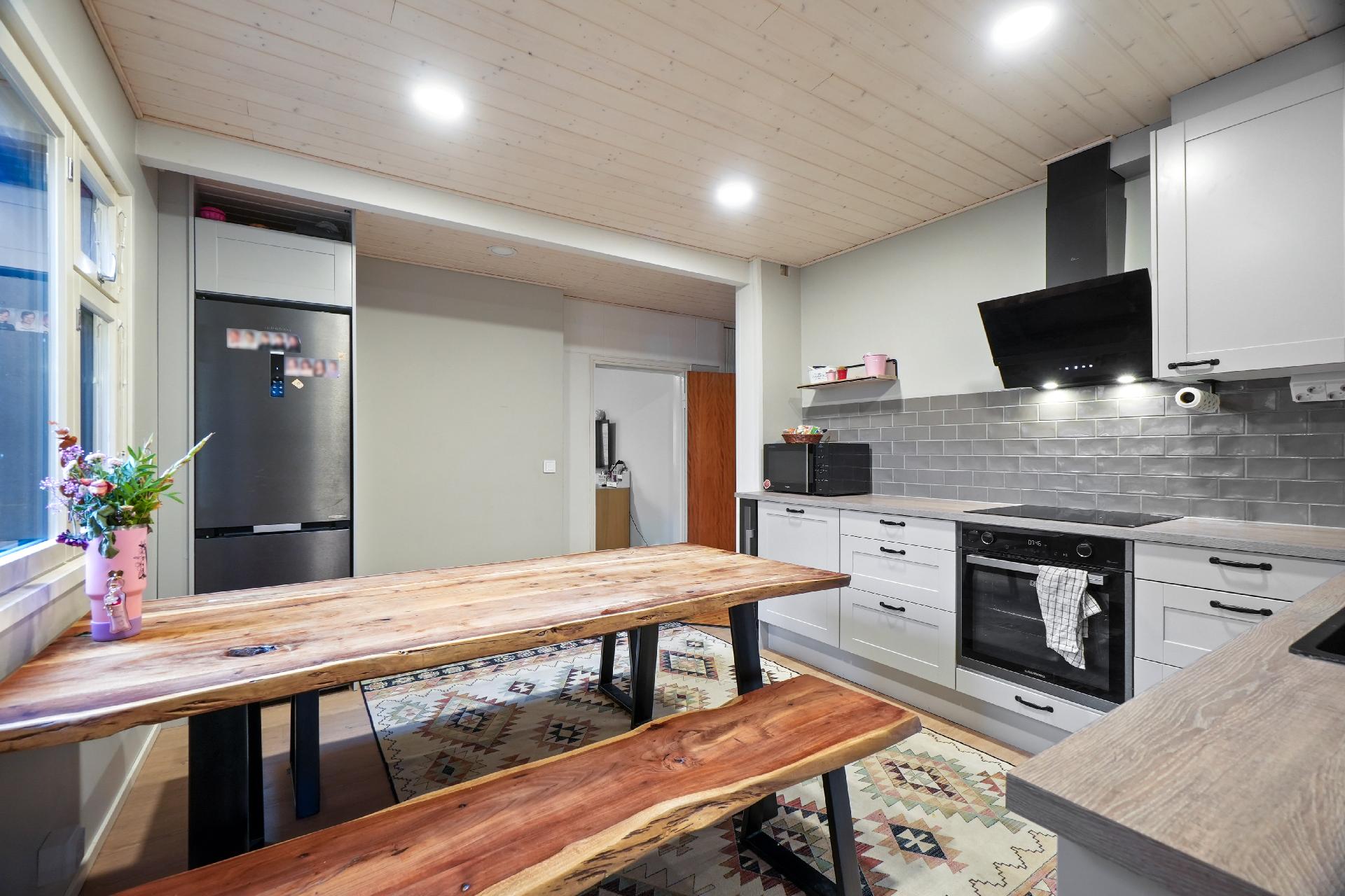 Sipusaarentie 56, Petsamo, Riihimäki