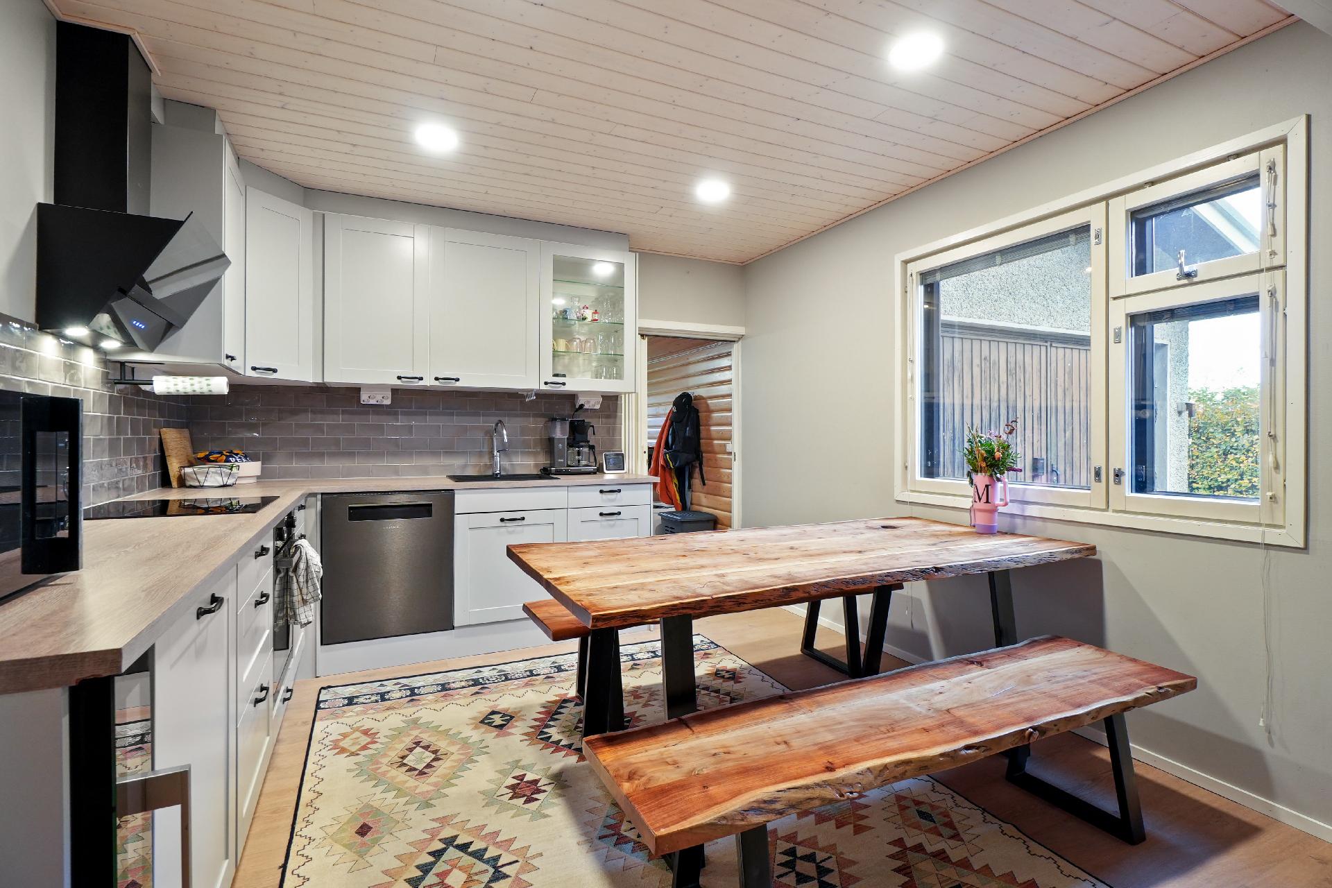 Sipusaarentie 56, Petsamo, Riihimäki