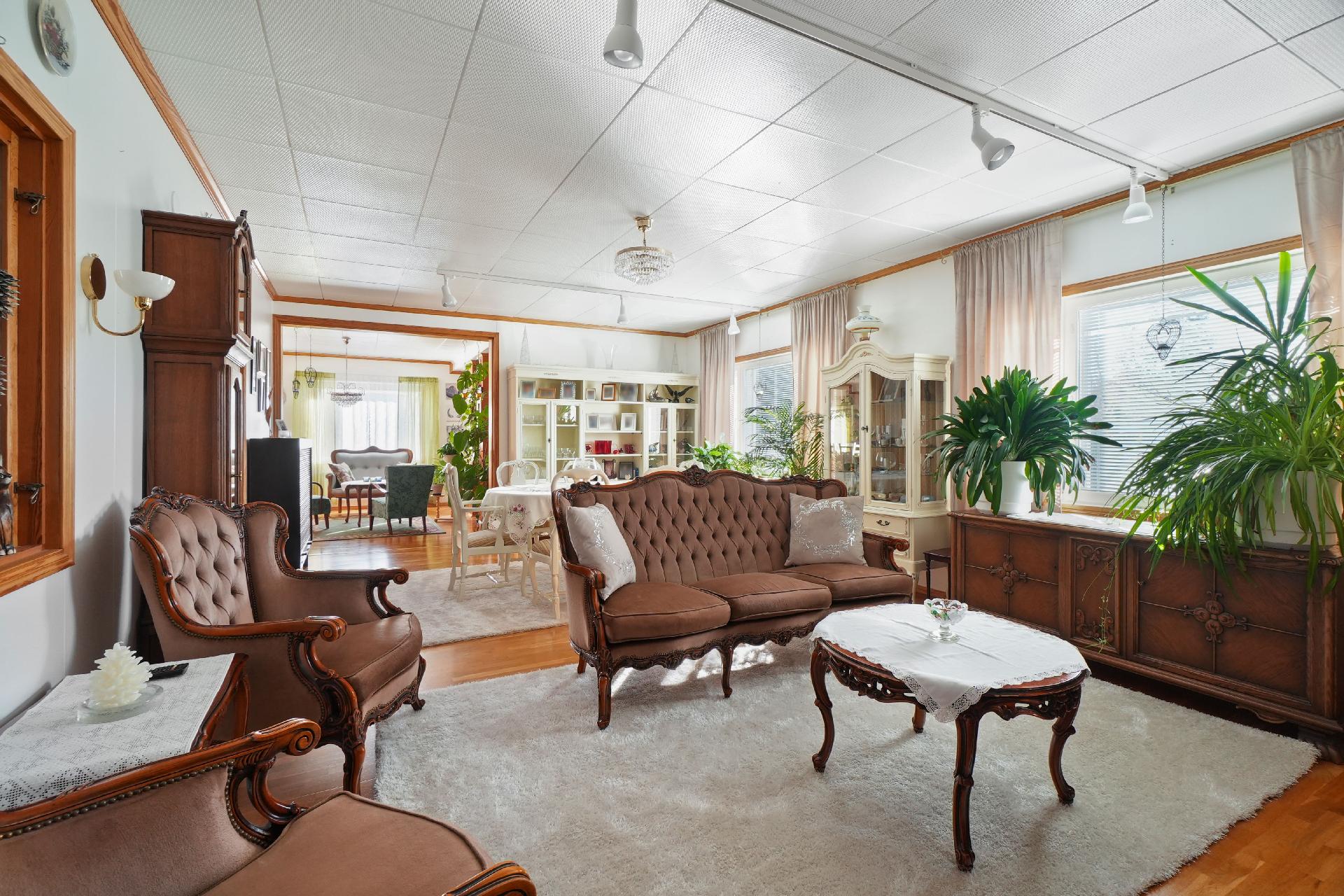 Vaahteratie 12, Oitti, Hausjärvi