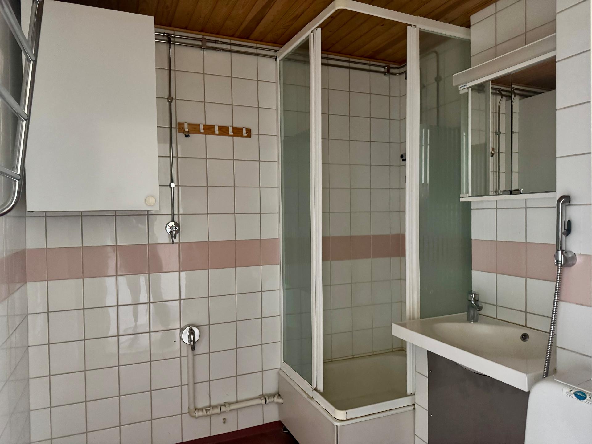 Venuksenkatu 2, Peltosaari, Riihimäki