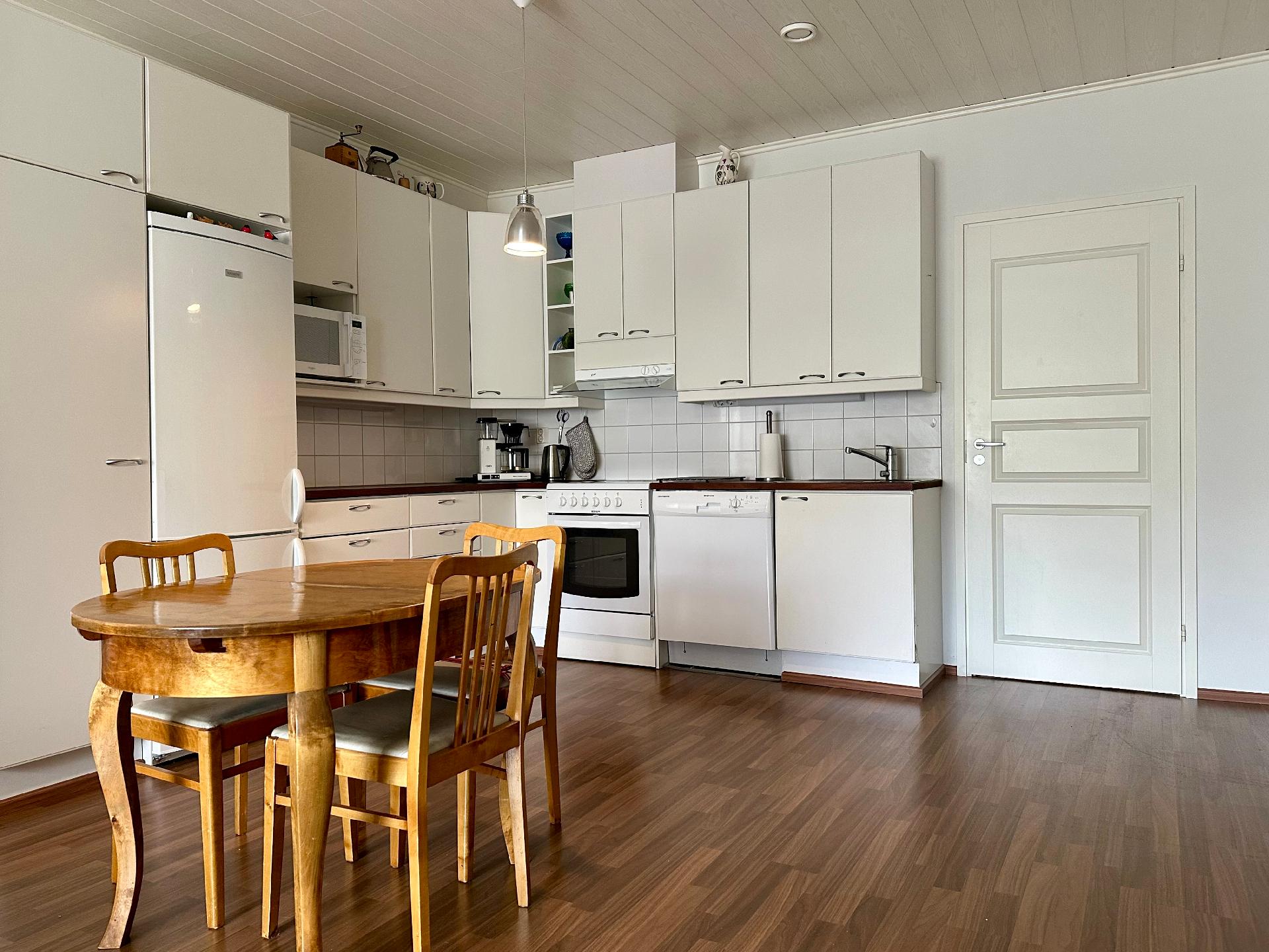 Kirkkomäentie 1, Ryttylä, Hausjärvi