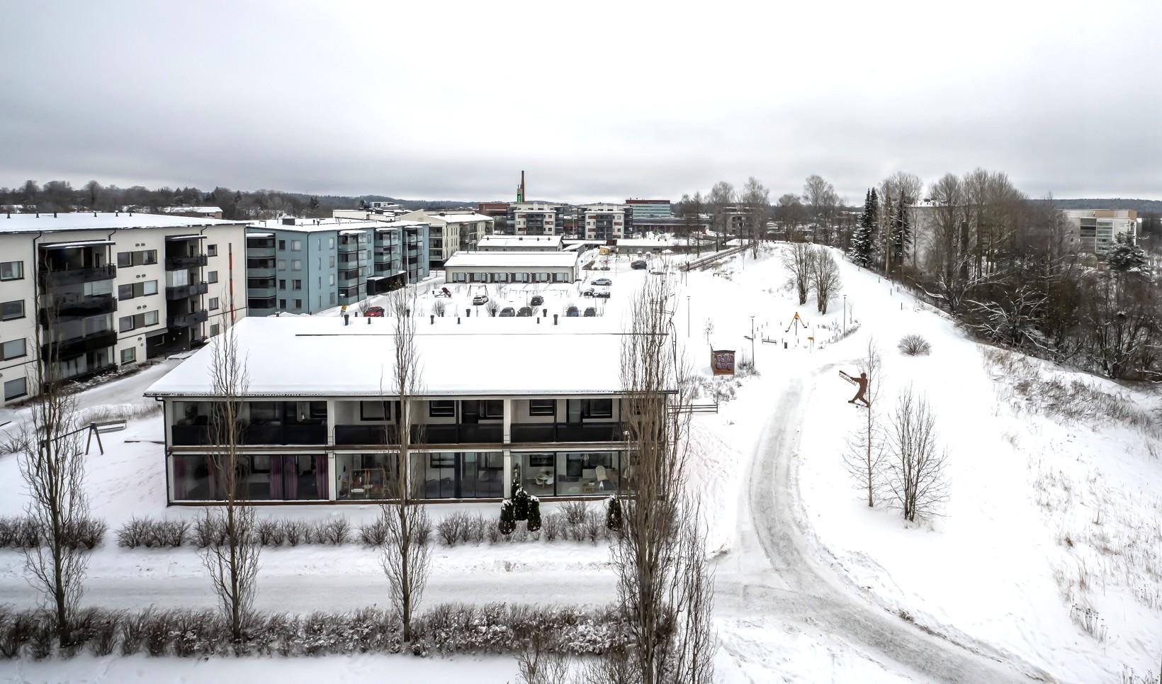 Näkymää parvekkeelta.