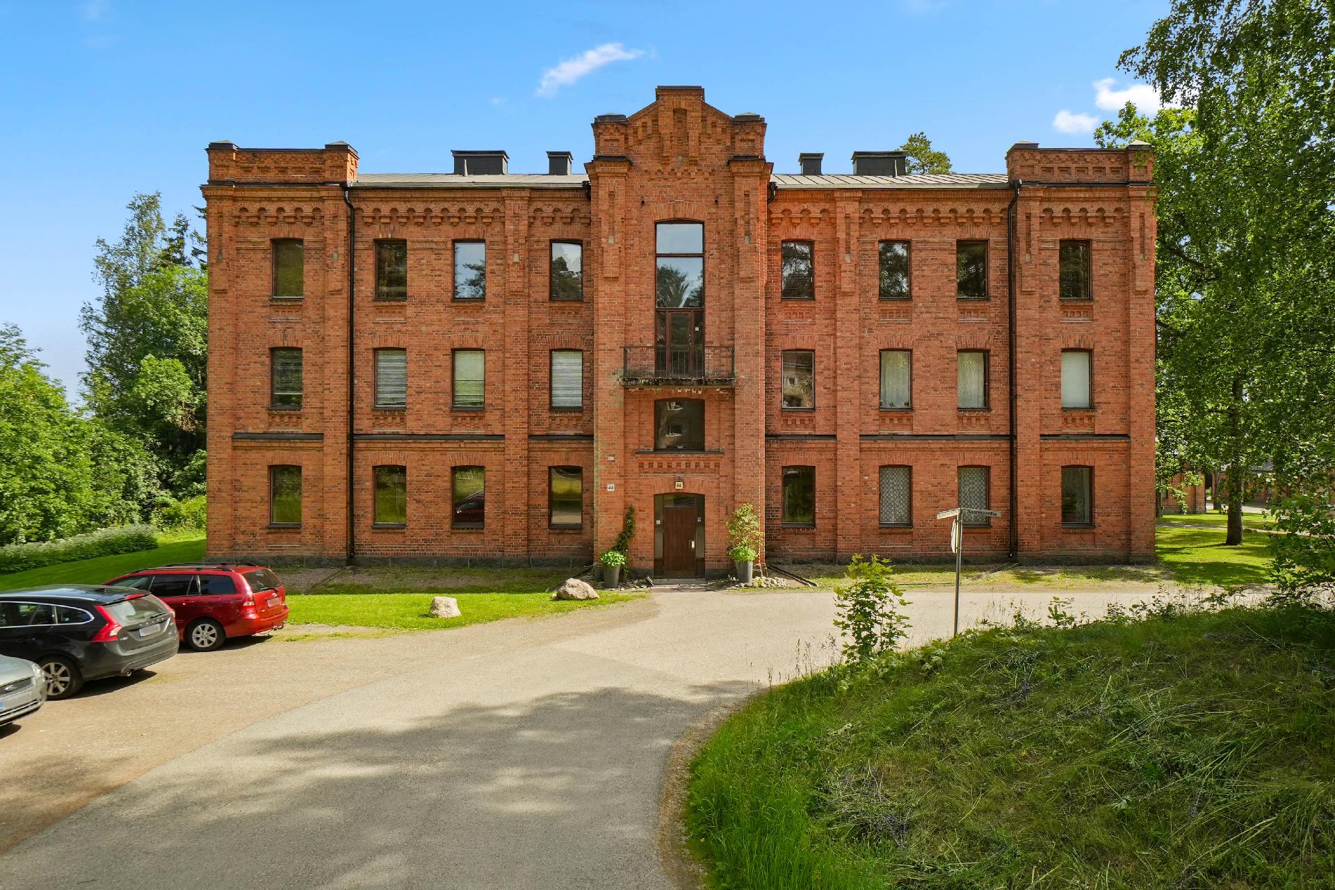 Upseerikerhontie 44, Tienhaara, Riihimäki