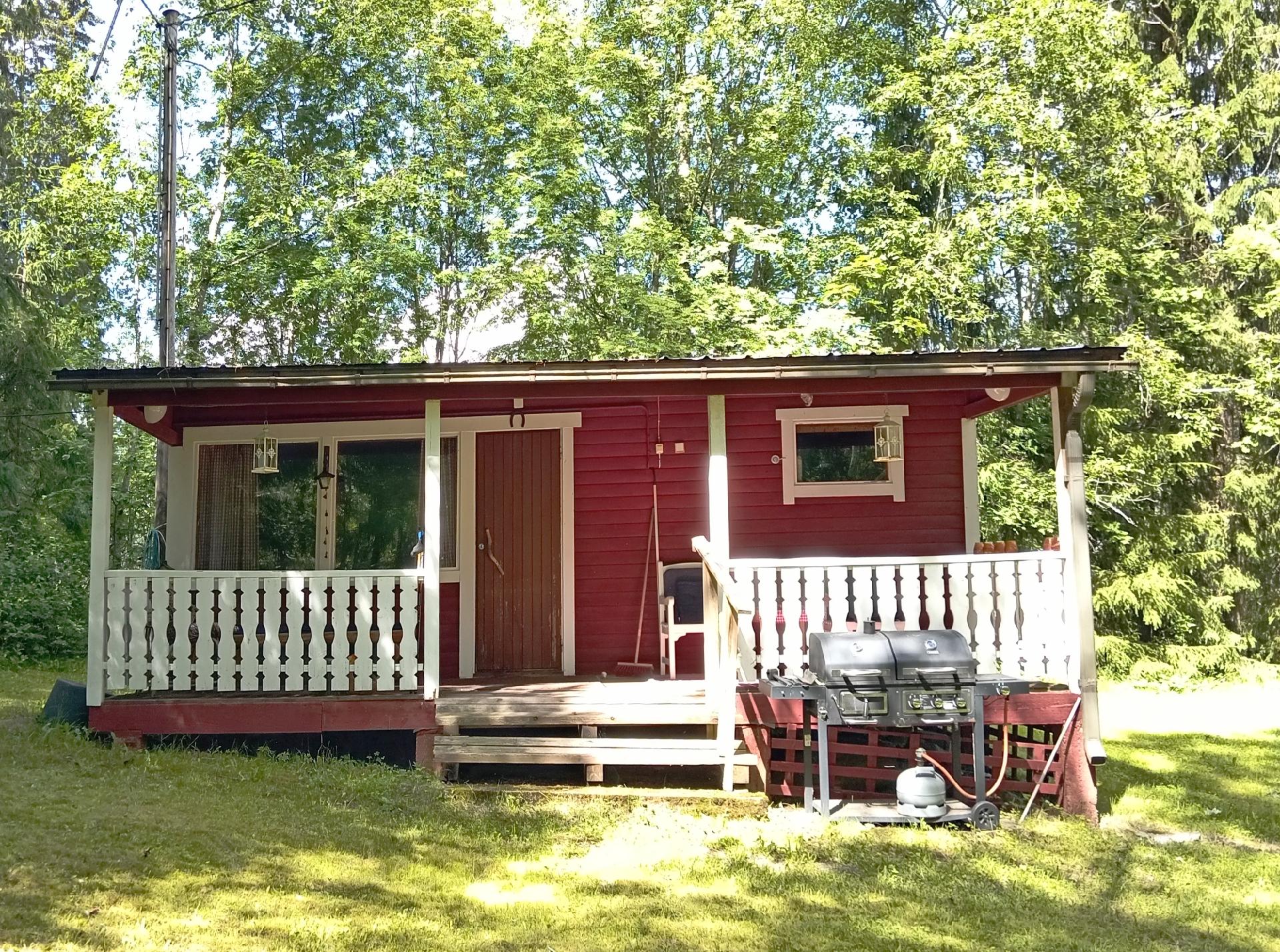 Mäkipellontie 43, Launonen, Loppi