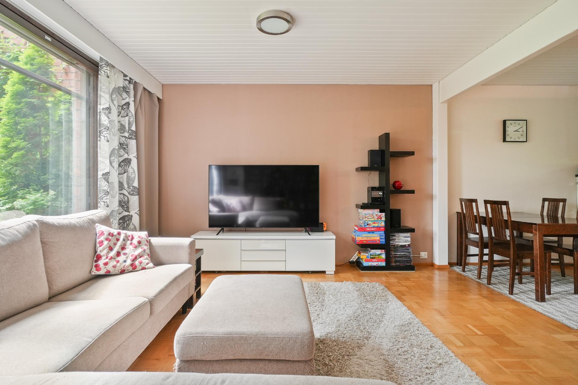 Olohuonetta ennen poismuuttoa