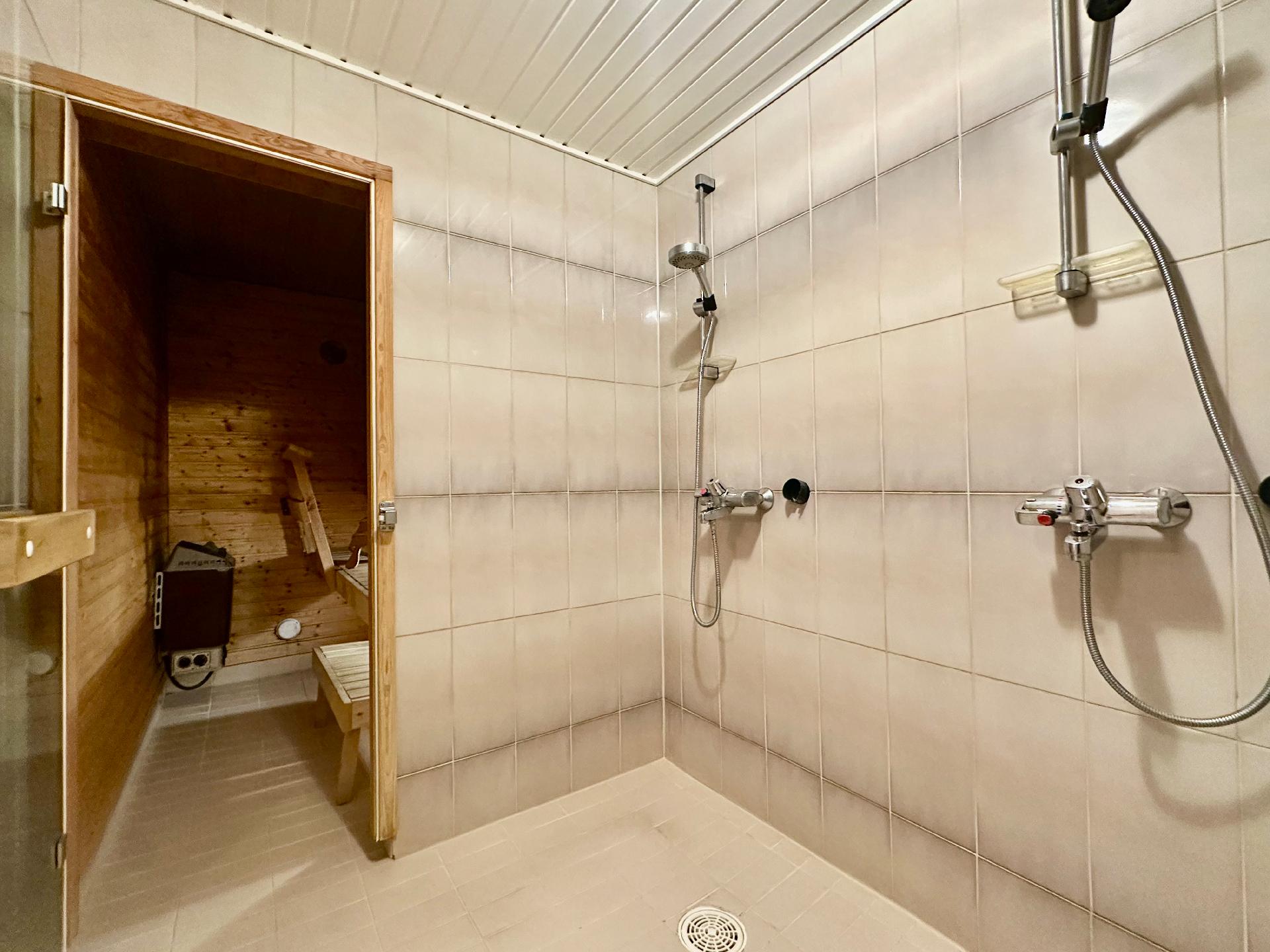 Lemmenmäentie 28, Kirjaus, Riihimäki