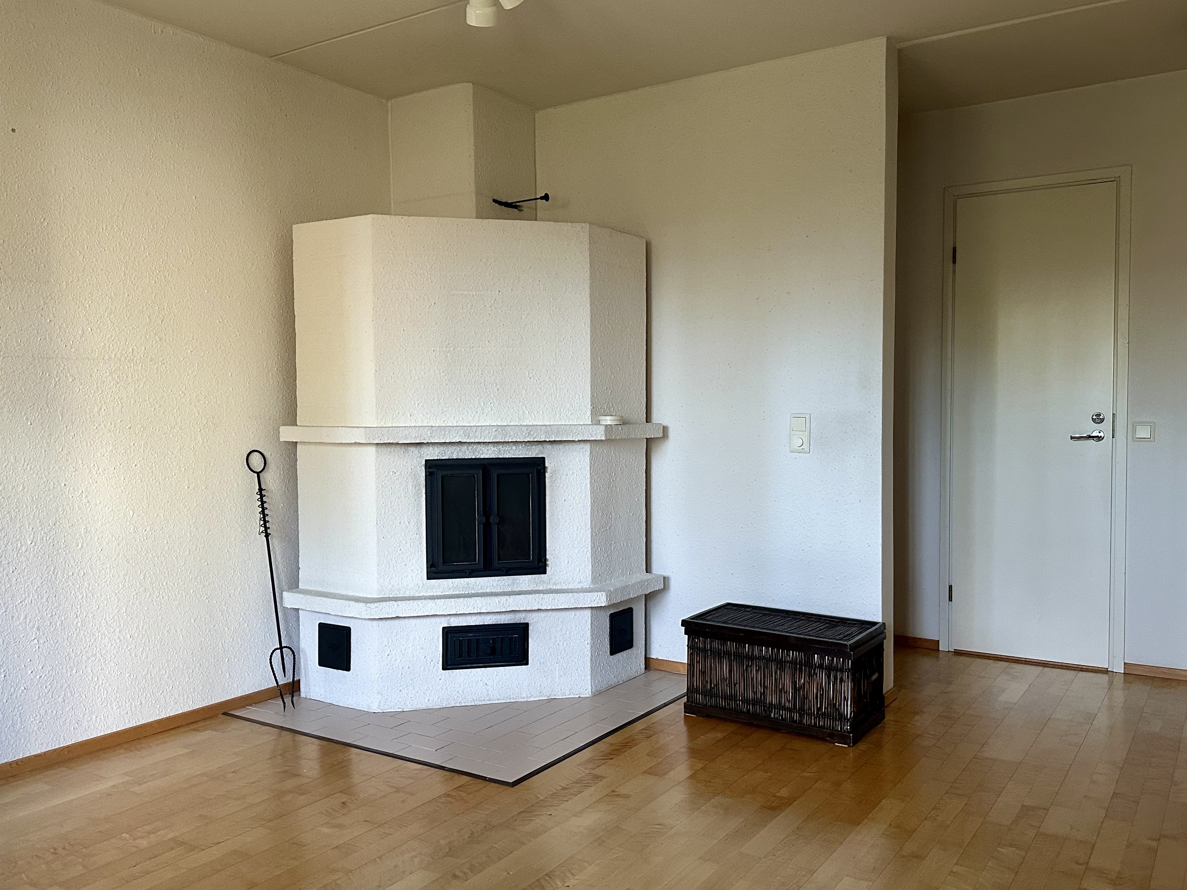 Lemmenmäentie 28, Kirjaus, Riihimäki