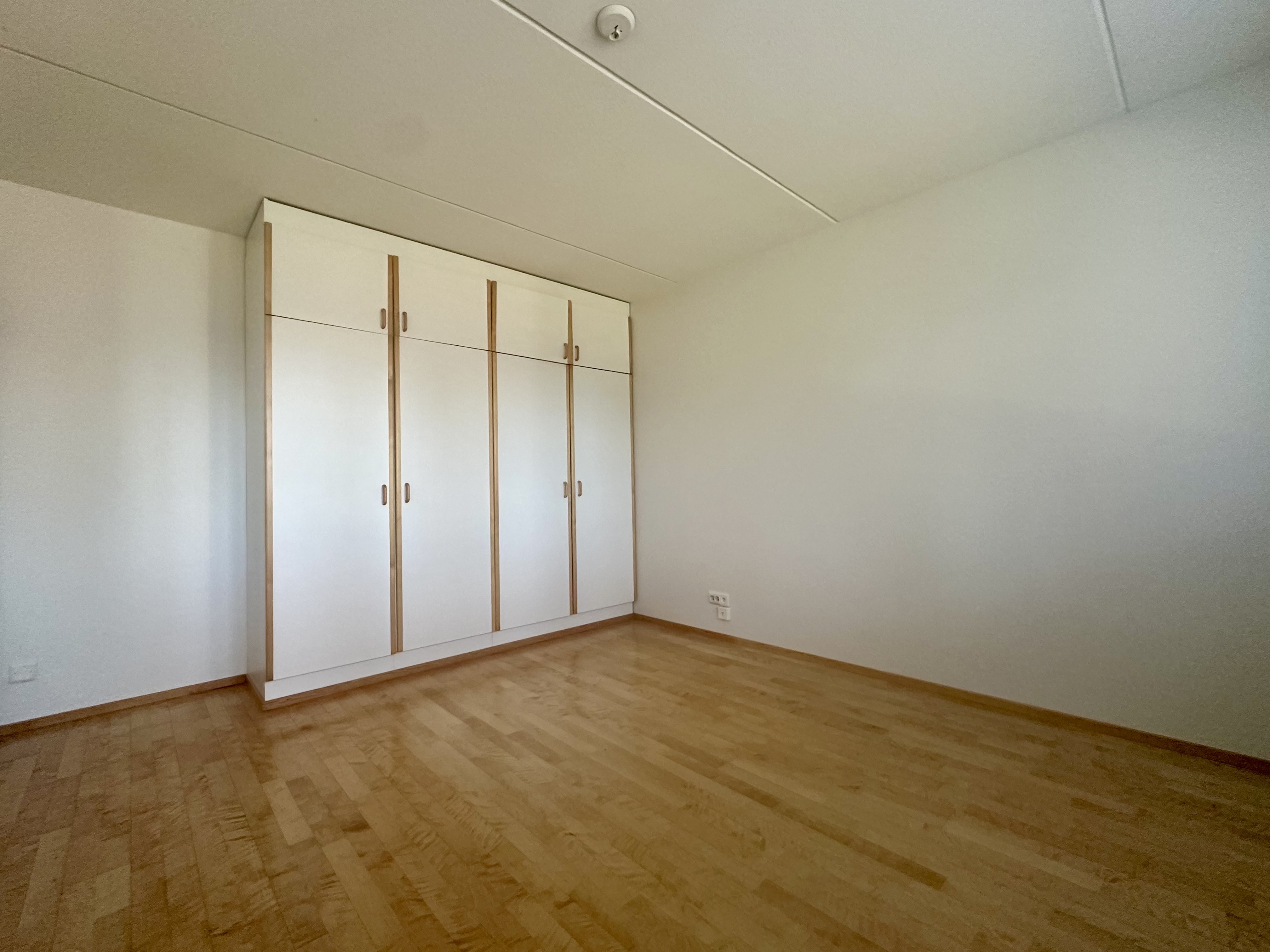 Lemmenmäentie 28, Kirjaus, Riihimäki