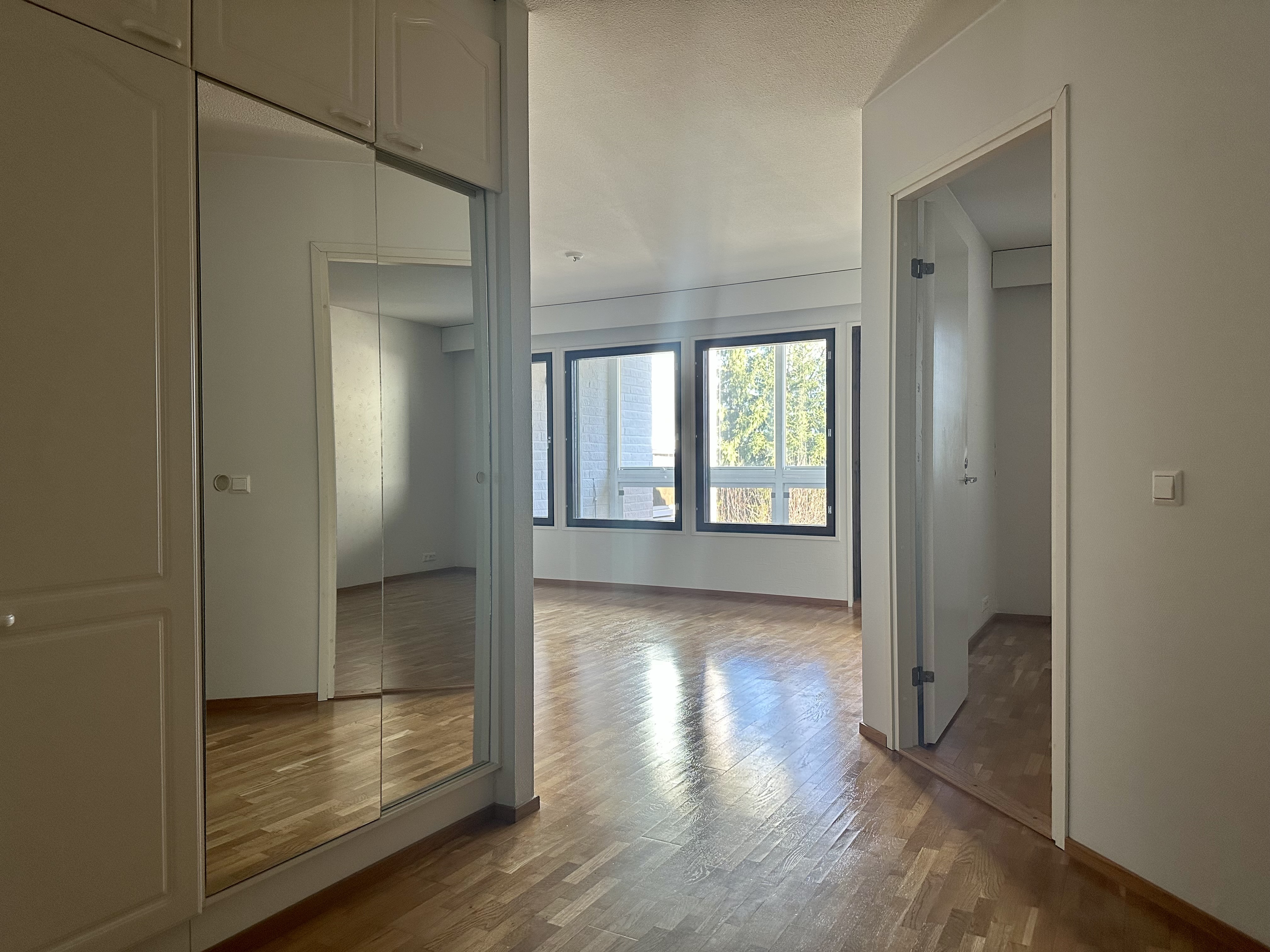 Lemmenmäentie 28, Kirjaus, Riihimäki