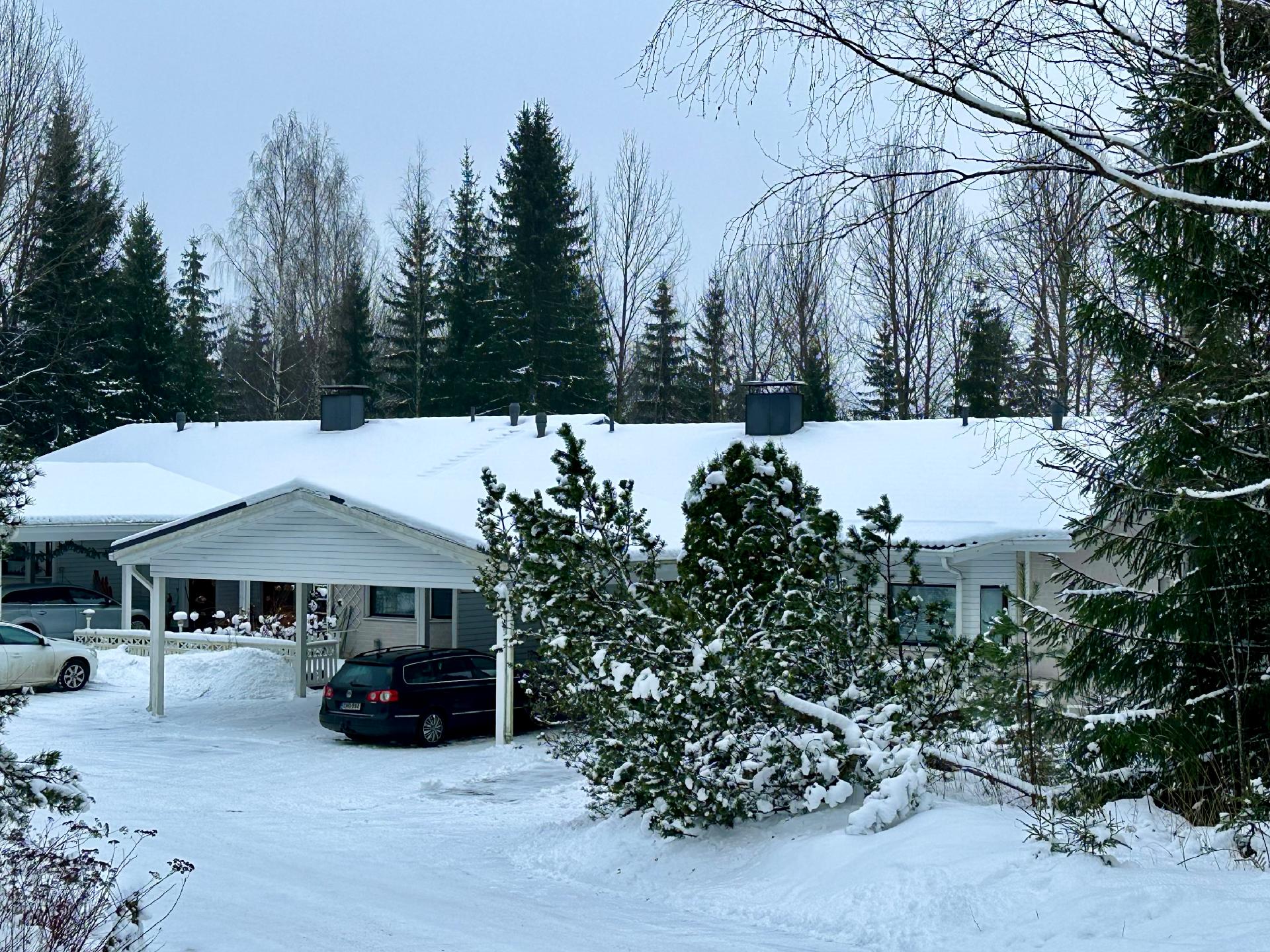 Lemmenmäentie 28, Kirjaus, Riihimäki