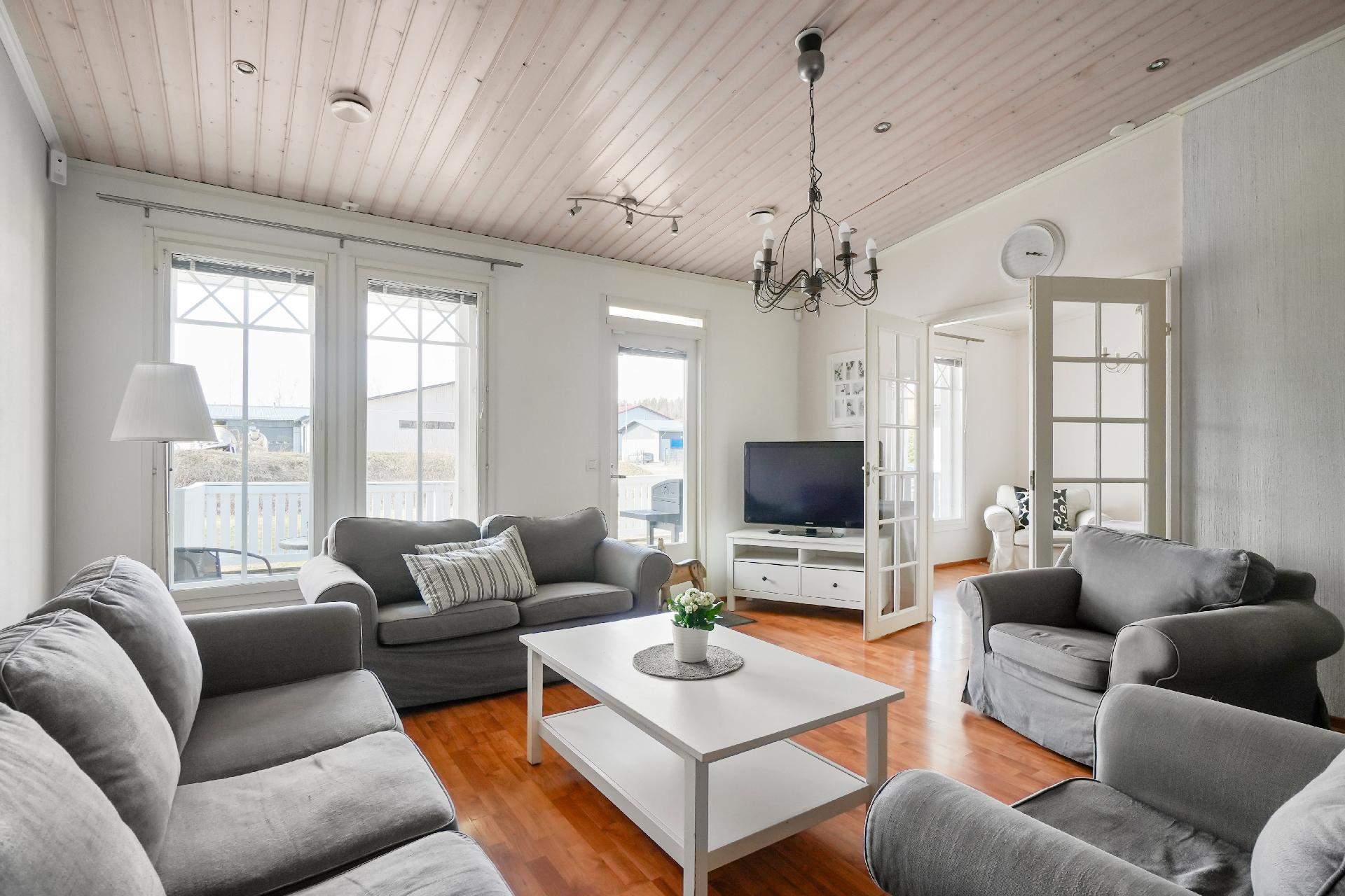 Peltosaarenkatu 18, Peltosaari, Riihimäki