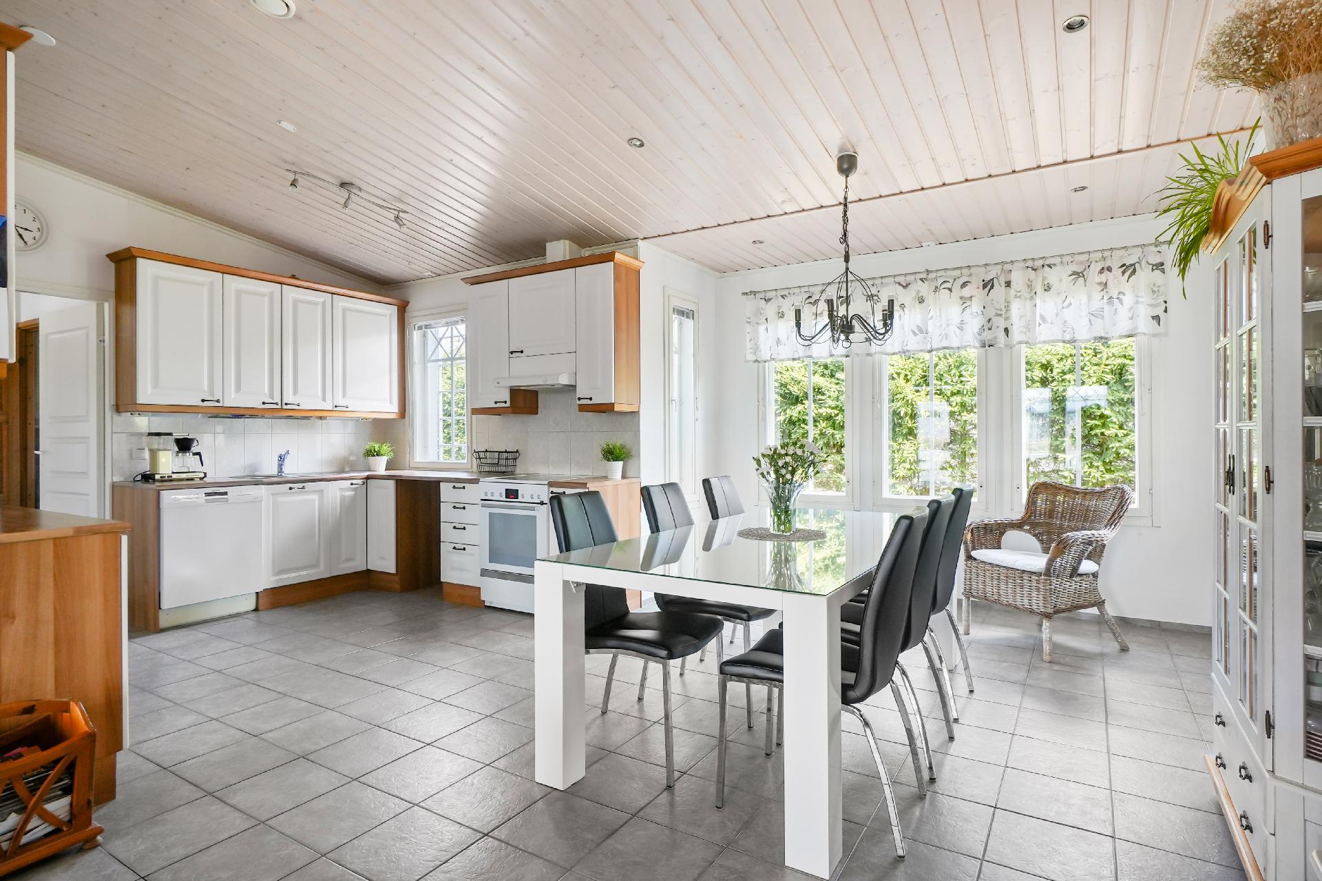 Peltosaarenkatu 18, Peltosaari, Riihimäki