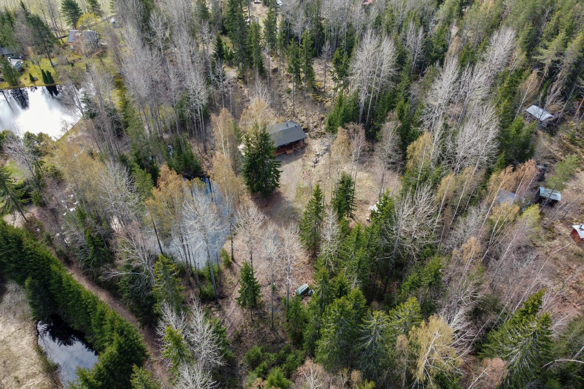 Hirsmäenkuja 9, Sajaniemi, Loppi