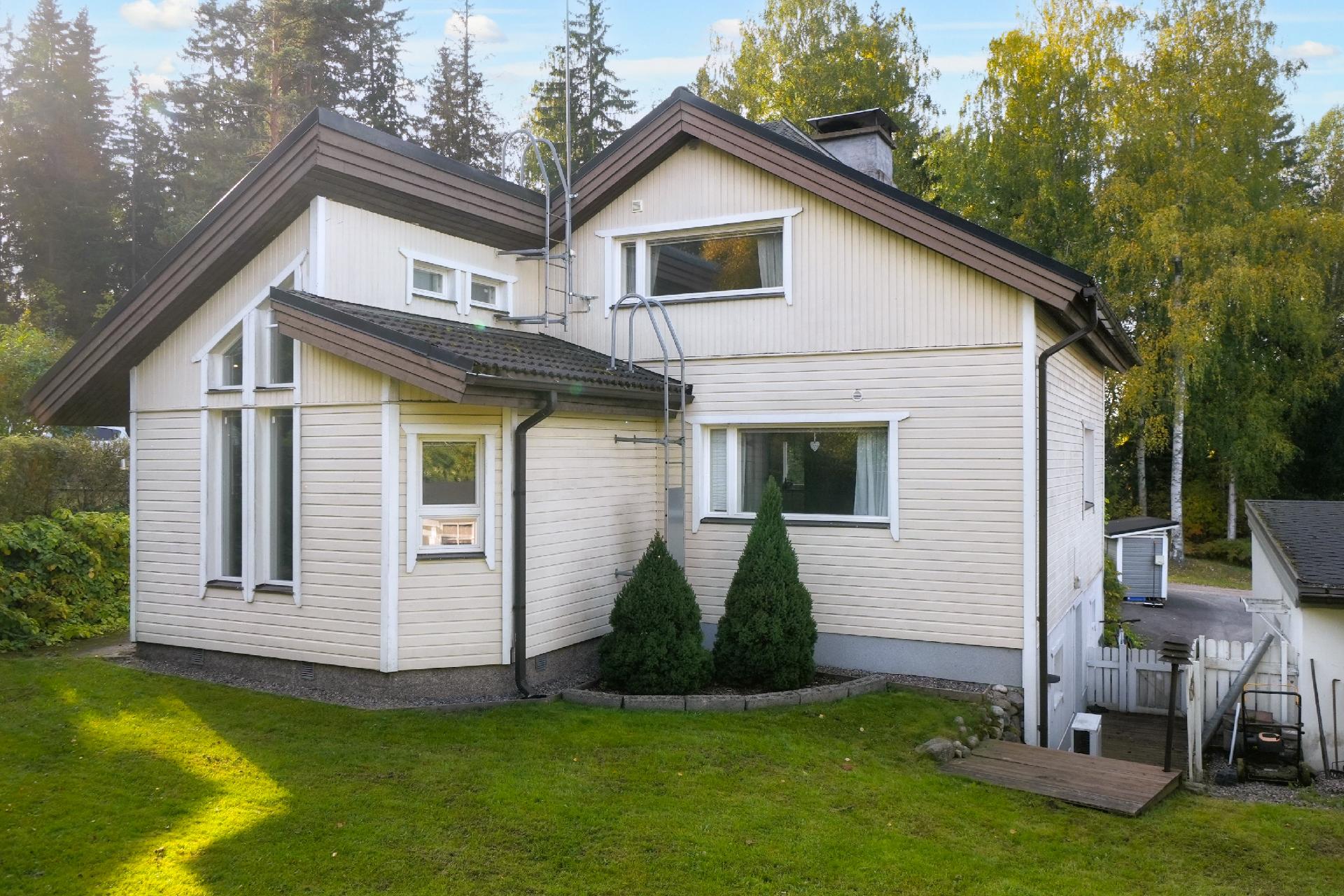 Maikinpolku 8, Hirsimäki, Riihimäki