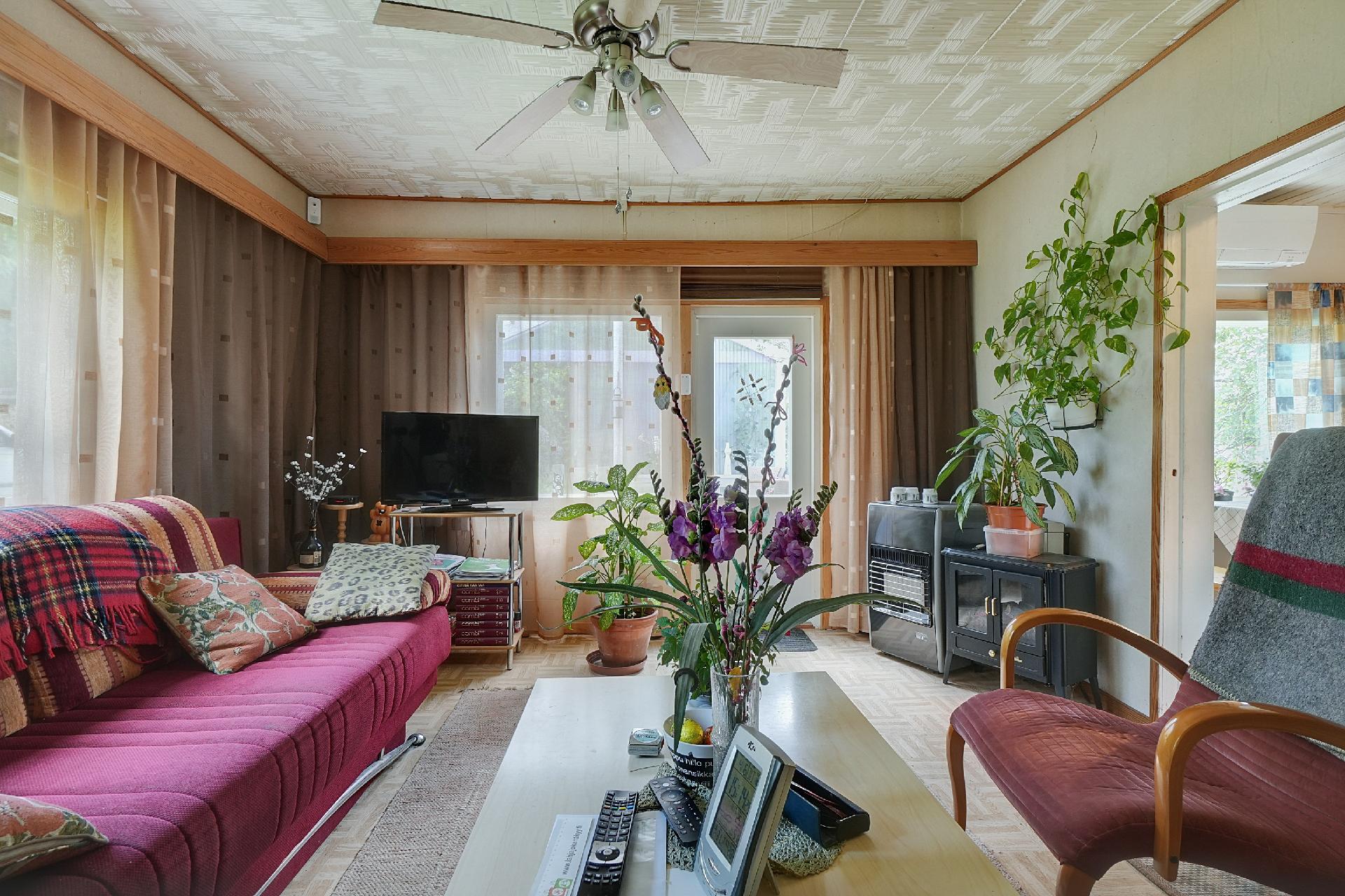 Kyläinvälintie 95, Oitti, Hausjärvi