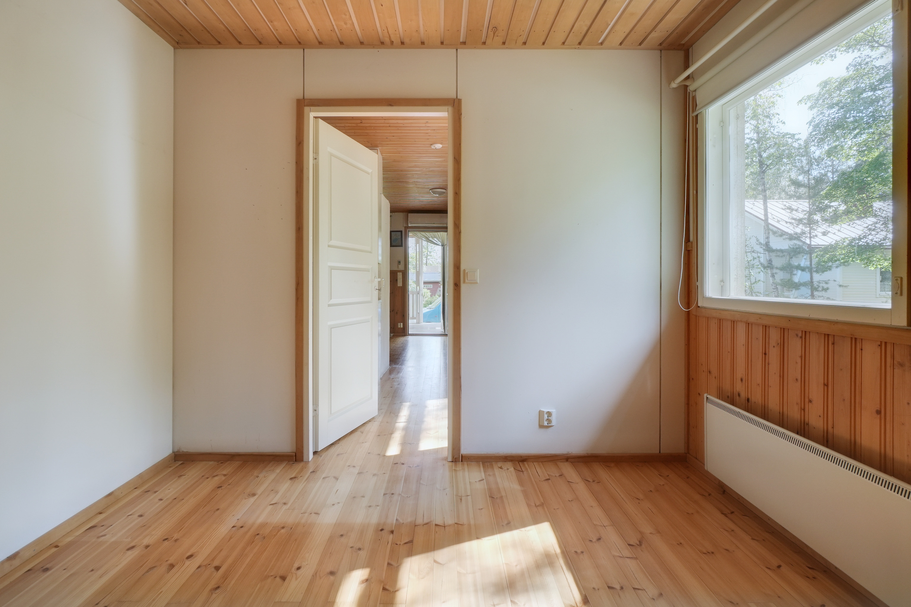 Rantatie 150, Torhola, Hausjärvi