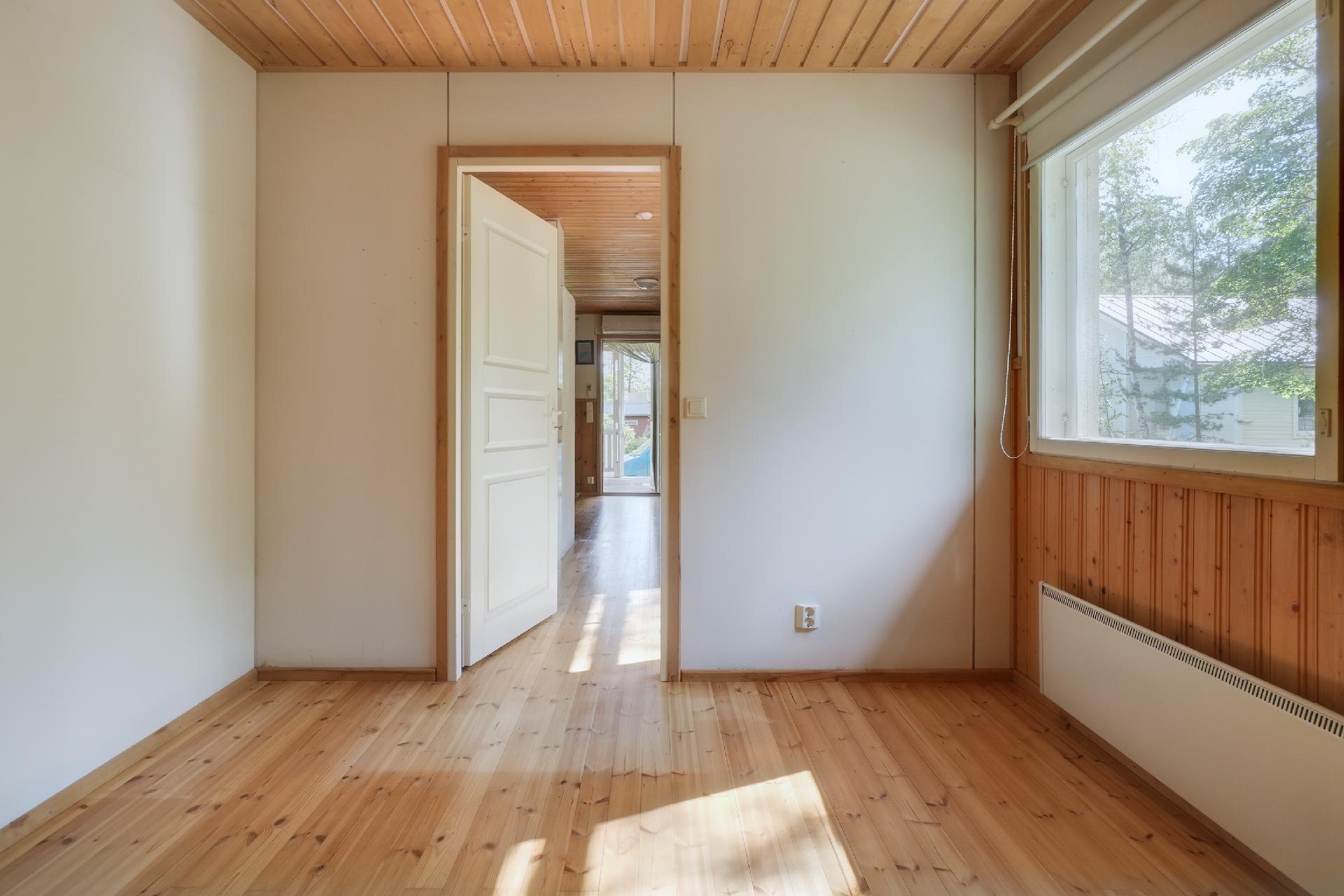 Rantatie 150, Torhola, Hausjärvi