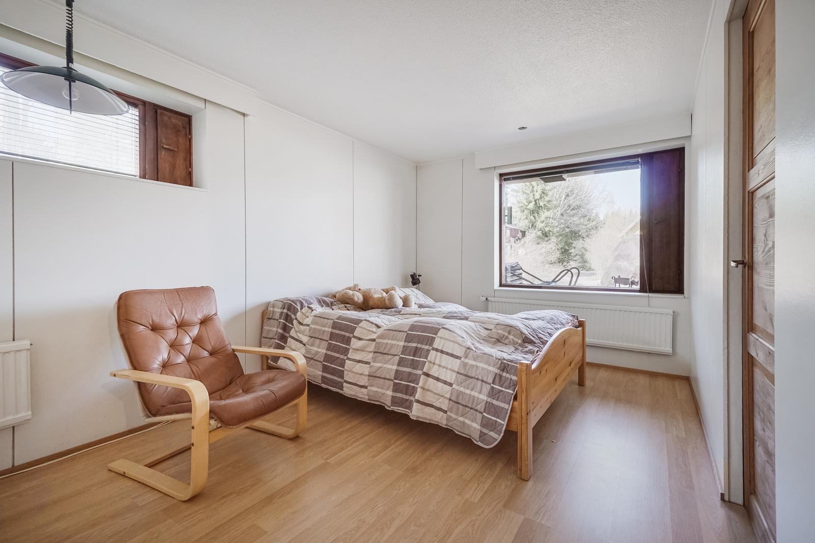 Laurilantie 4, Räätykänmäki, Riihimäki