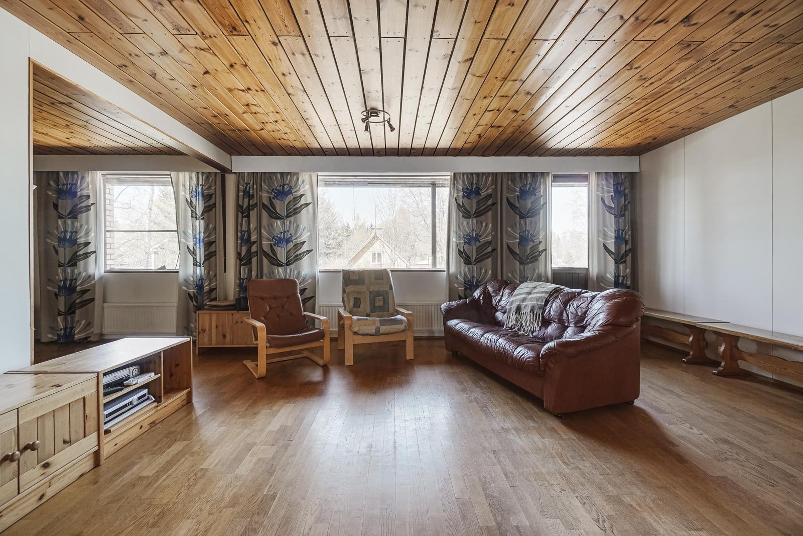 Laurilantie 4, Räätykänmäki, Riihimäki