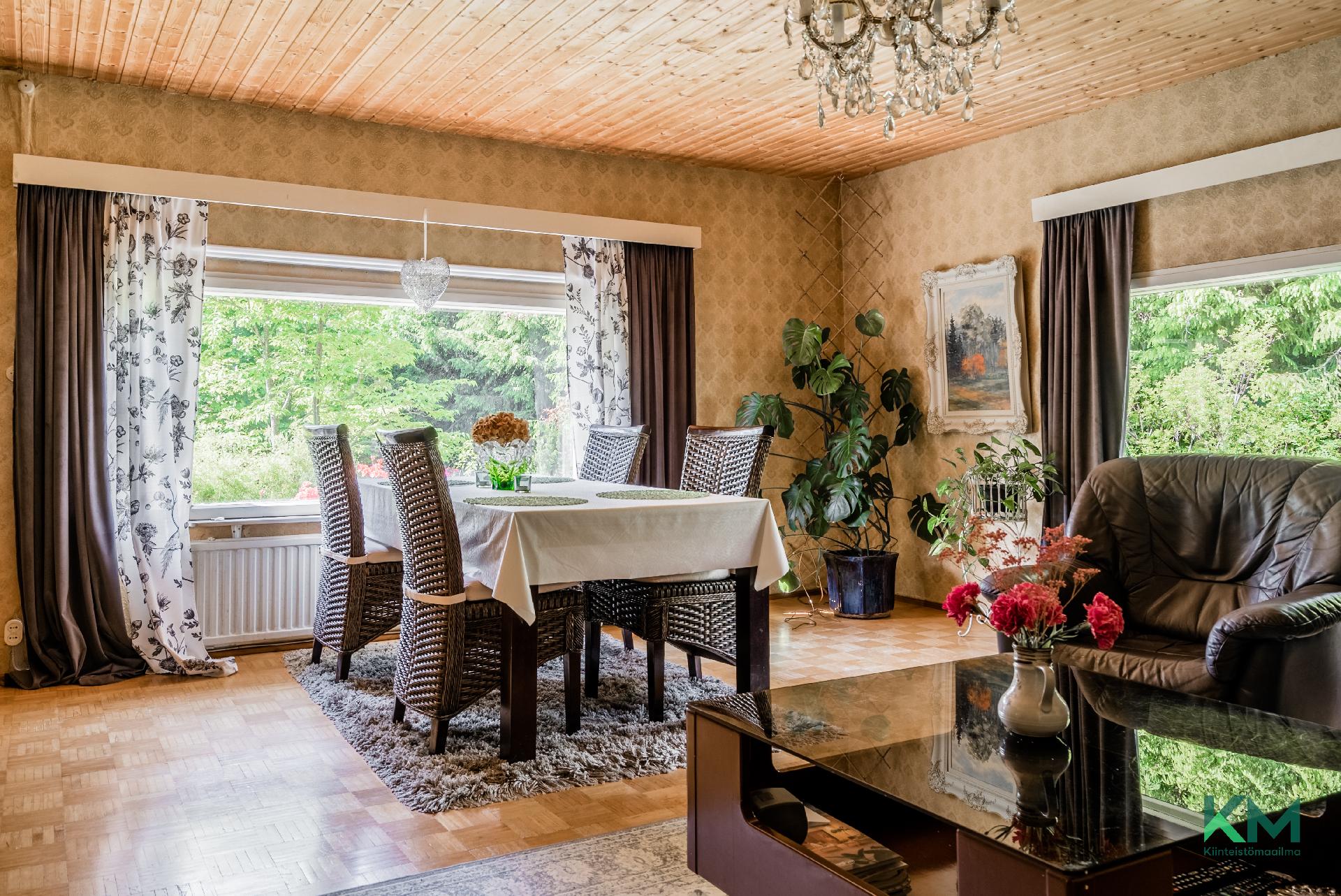 Rajapirtintie 238, Veikkola, Vihti