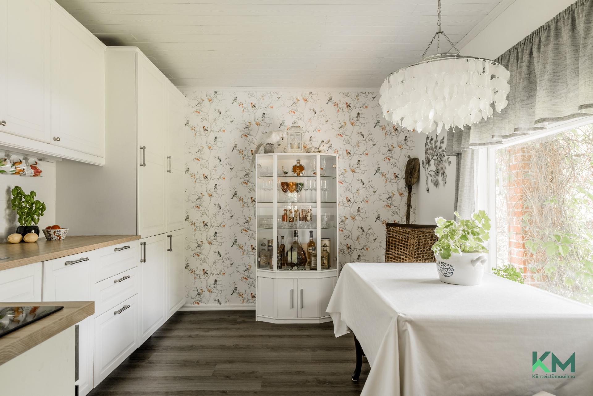 Rajapirtintie 238, Veikkola, Vihti