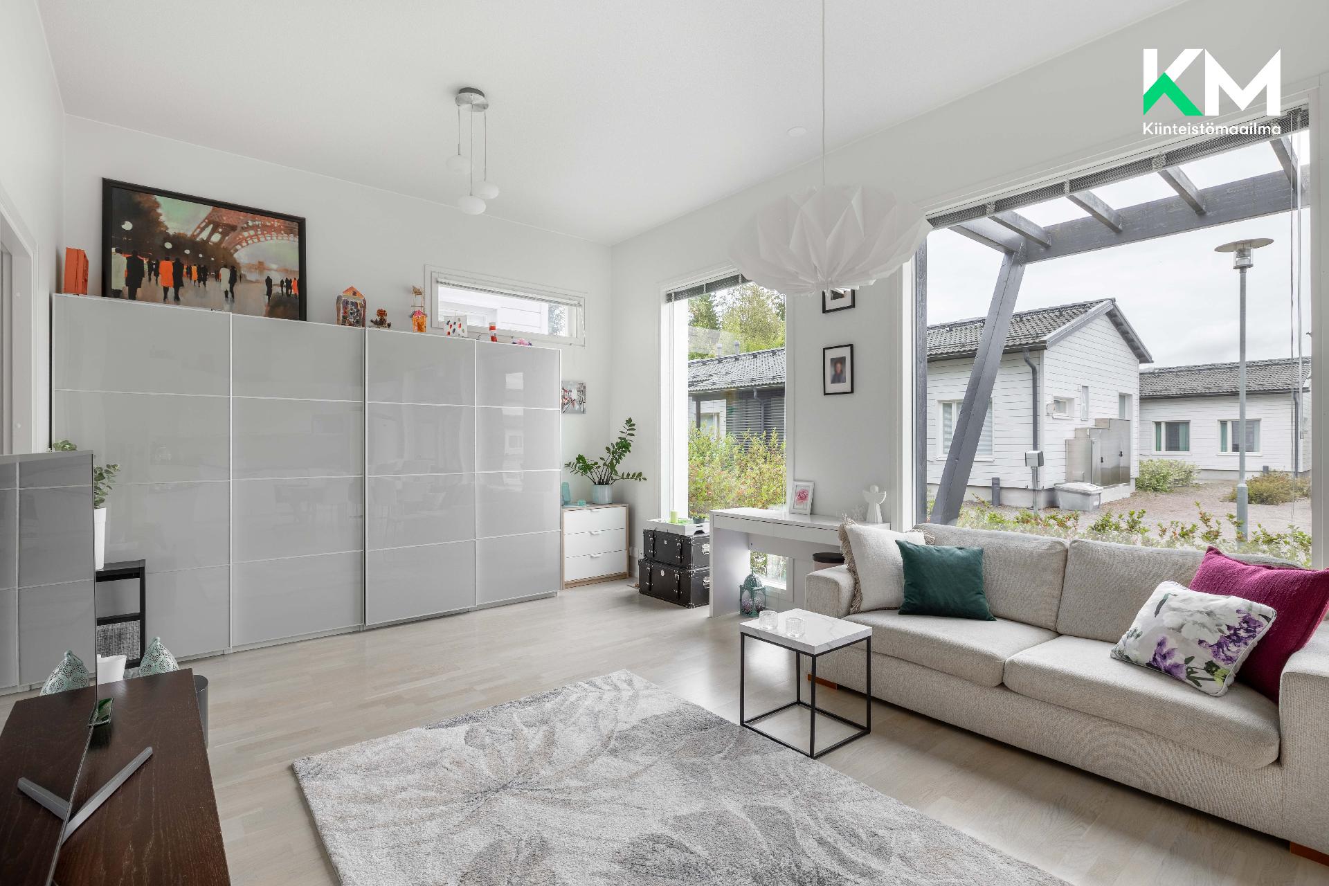 Lippukuja 3, Kivistö, Vantaa