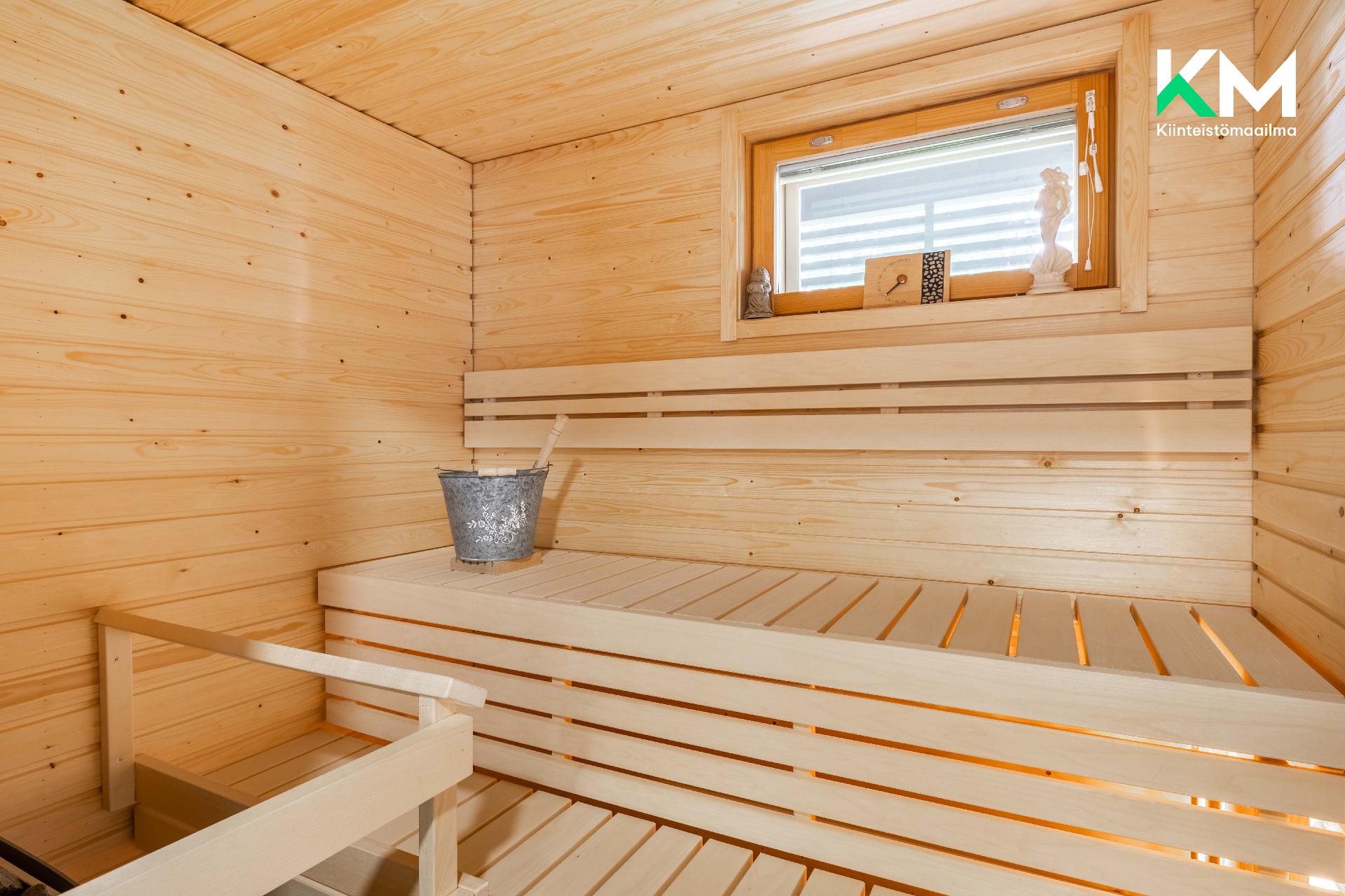 Lippukuja 3, Kivistö, Vantaa