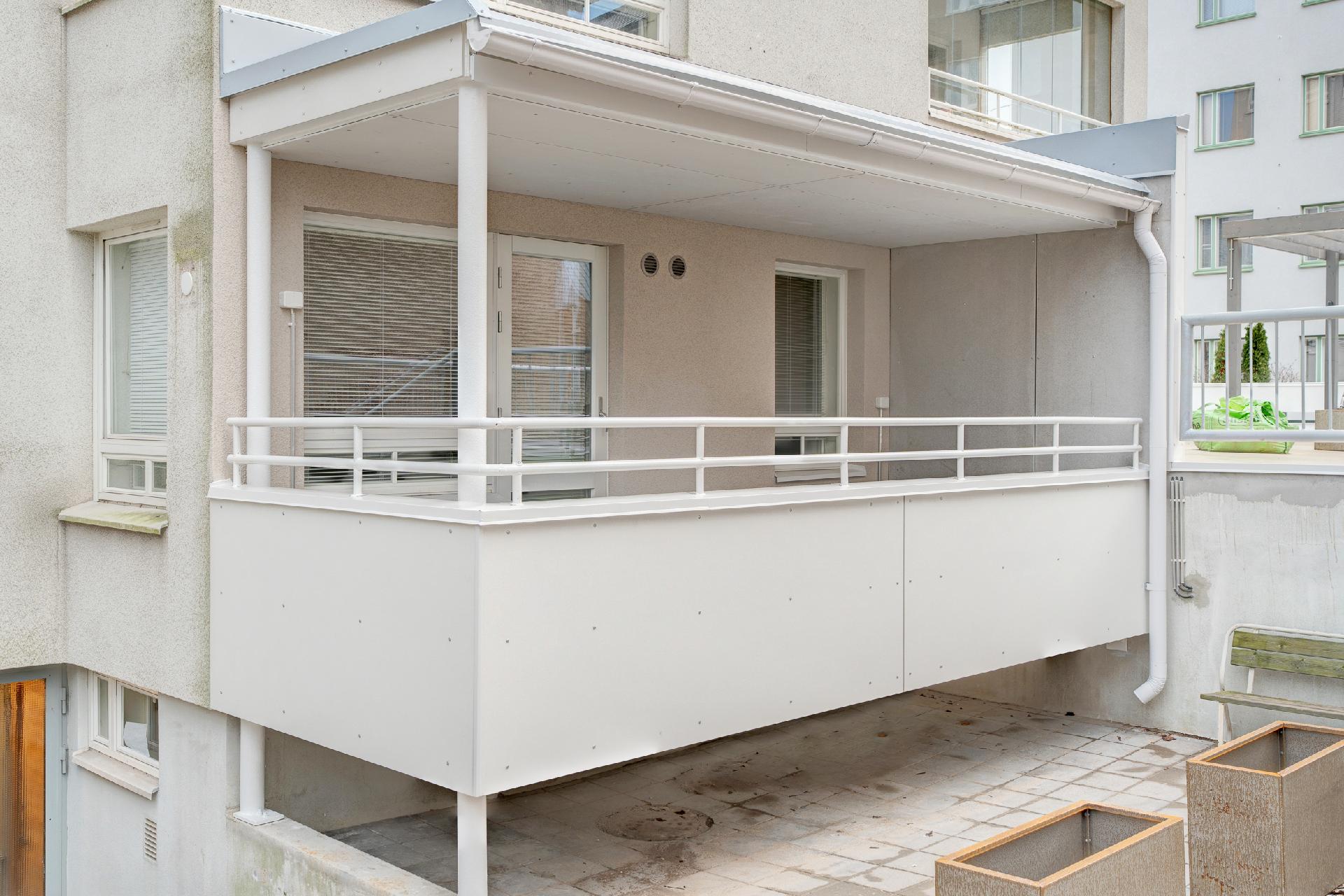 Kivenhakkaajankatu 4, Punavuori, Helsinki