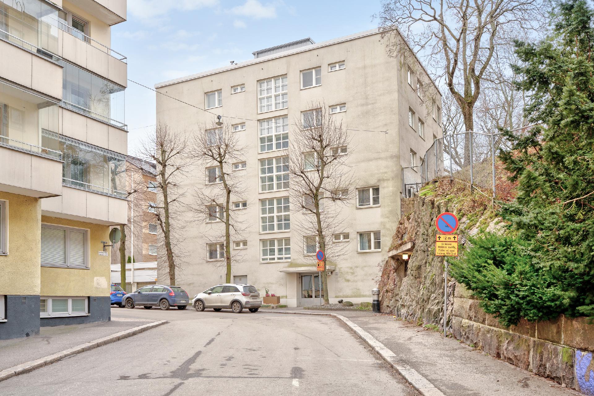 Kivenhakkaajankatu 4, Punavuori, Helsinki