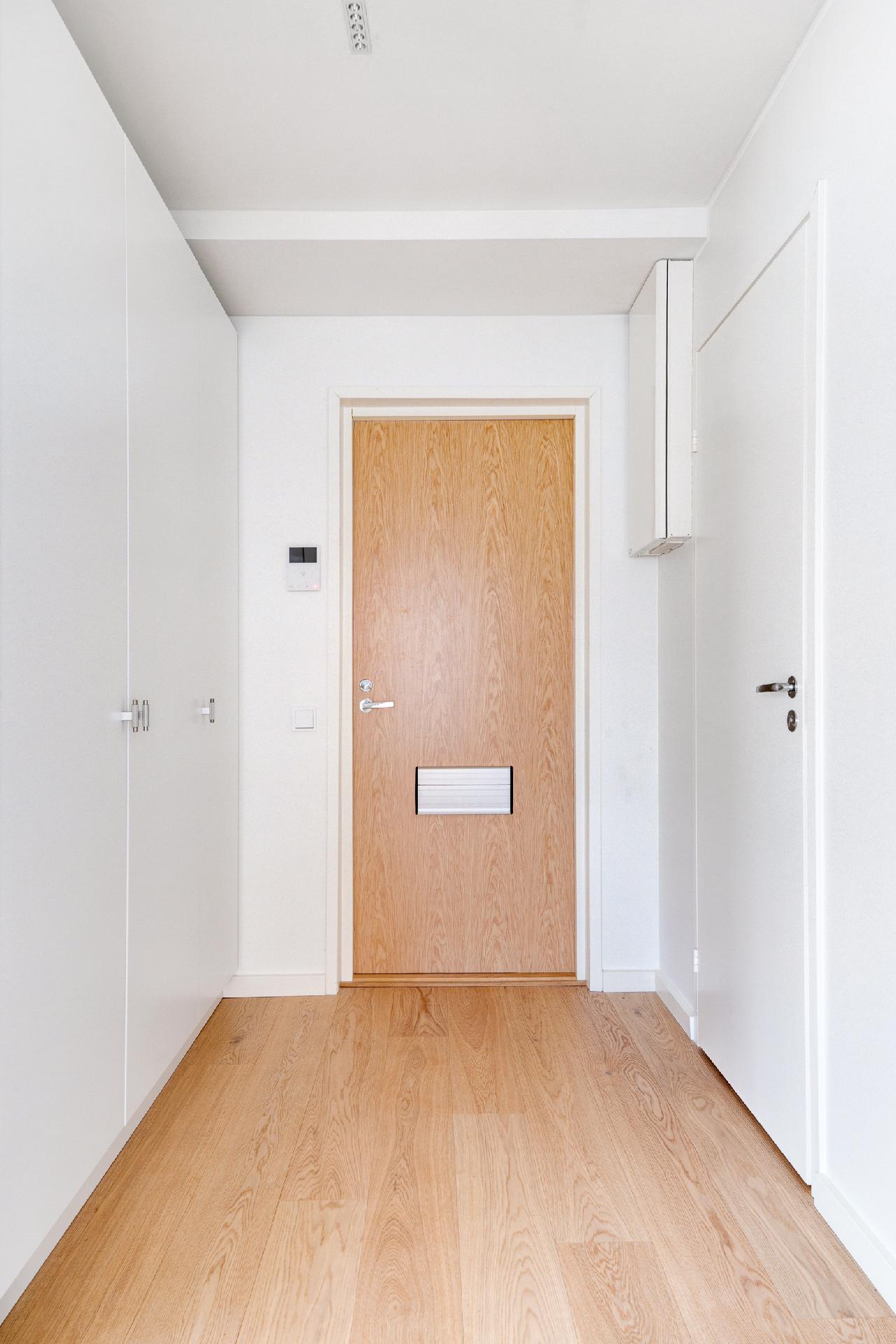 Kivenhakkaajankatu 4, Punavuori, Helsinki