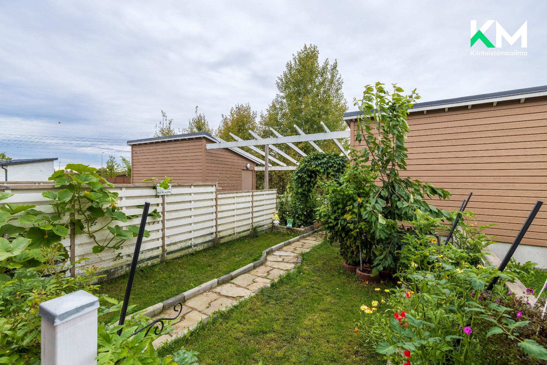 Pitotie 11, Pakkalanrinne, Vantaa