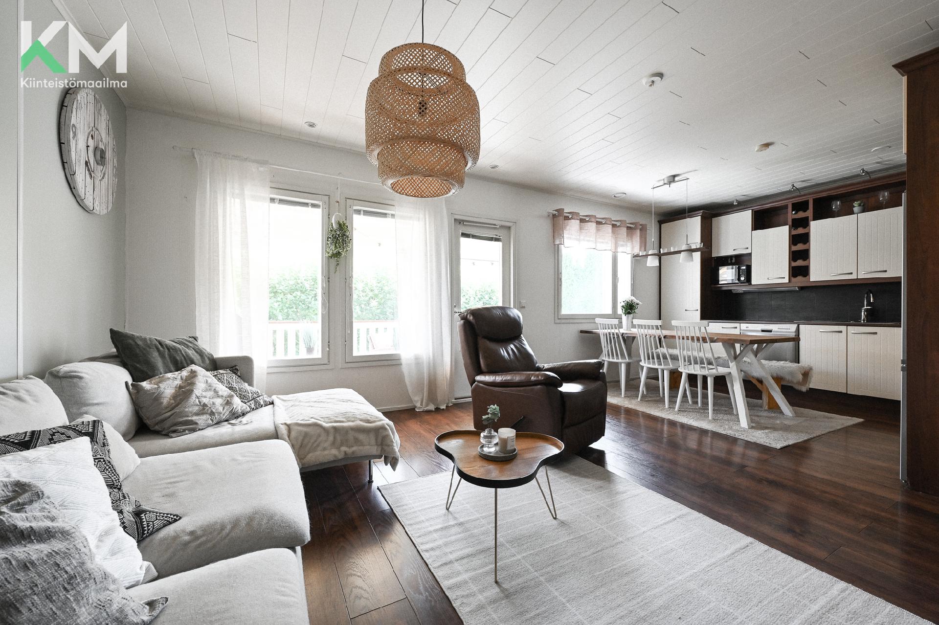 Kaarinankatu 10, Kertunlaakso, Seinäjoki