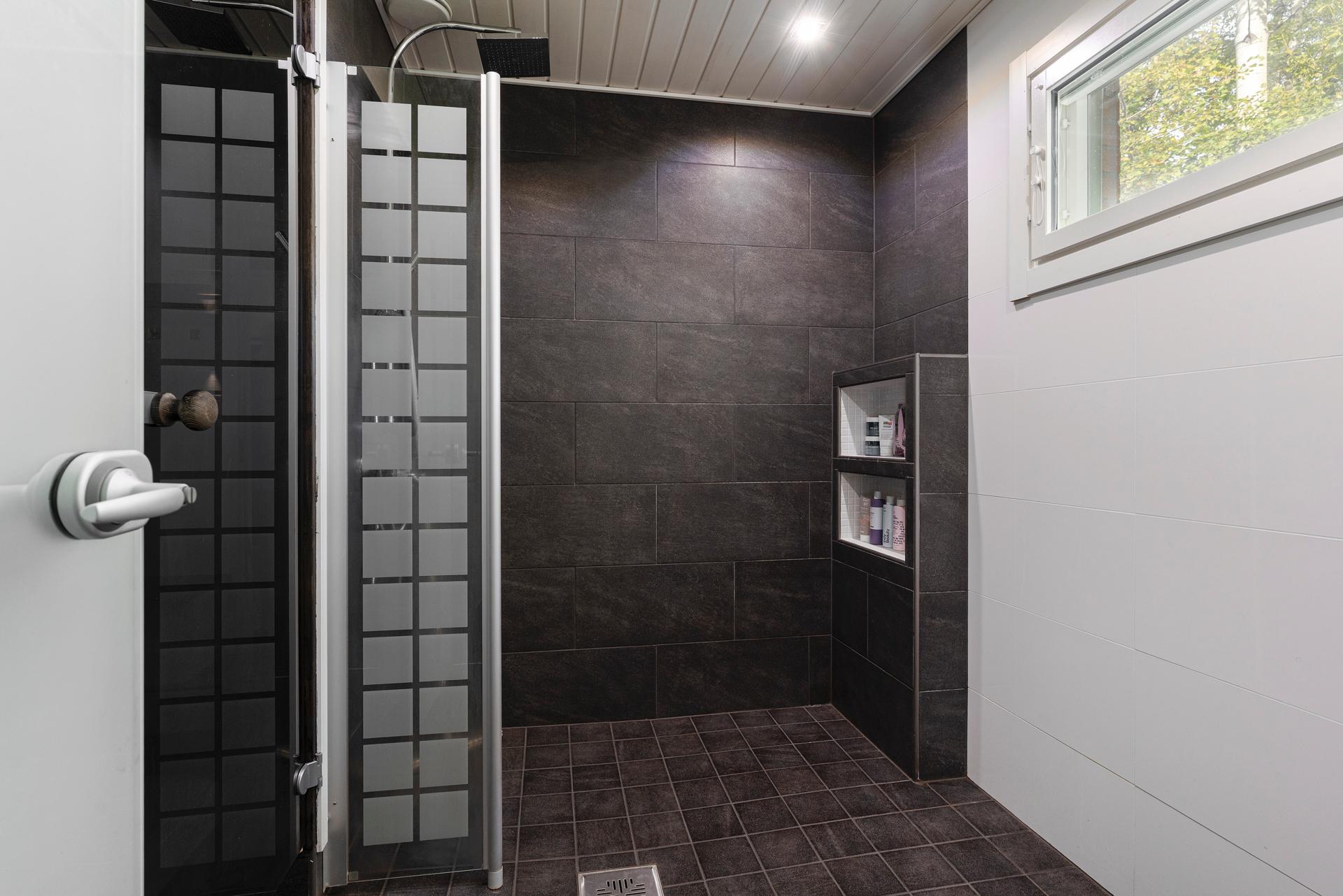 Koivikkotie 18, Martinlaakso, Vantaa