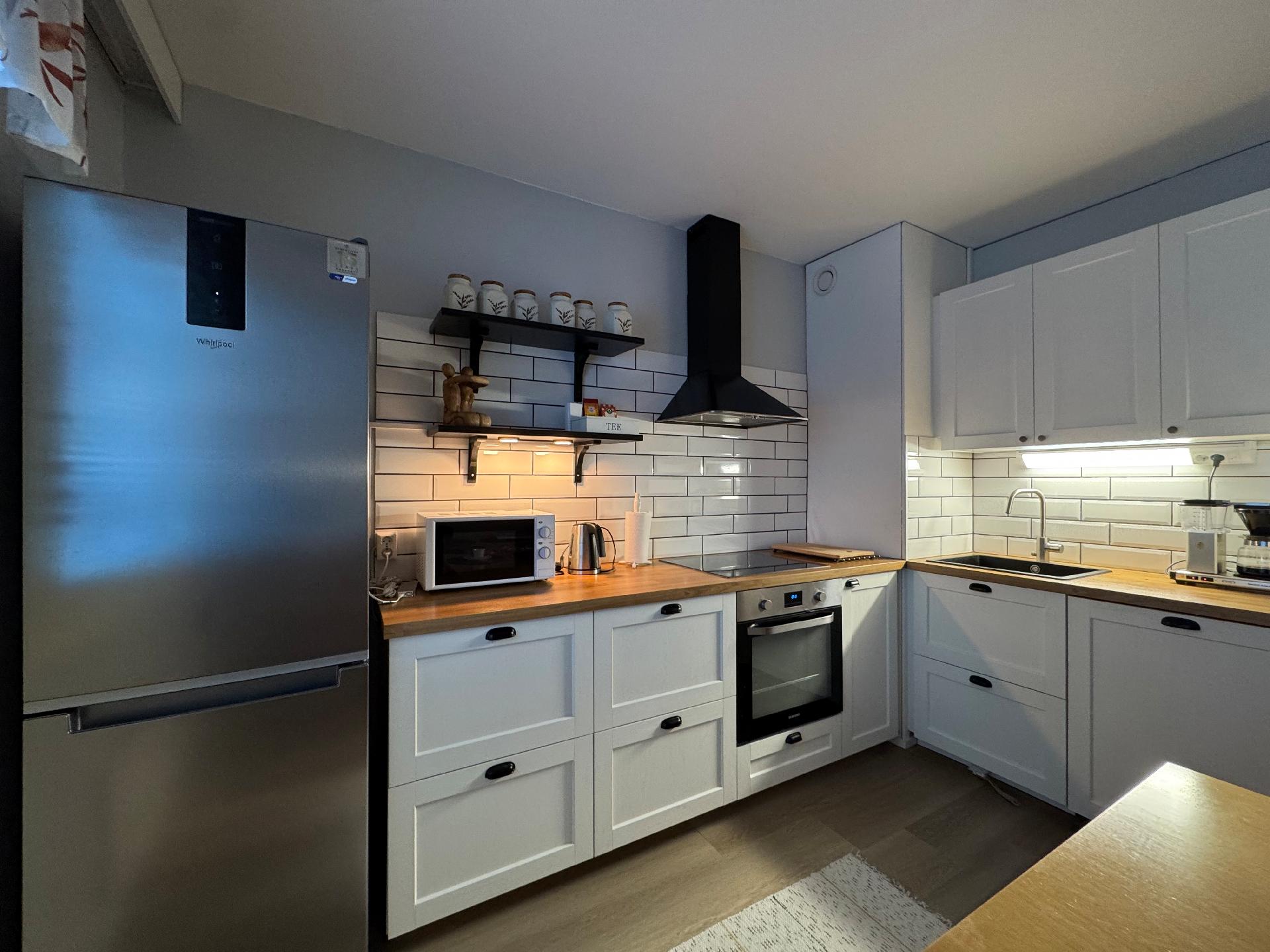 Keittiö on täysin uusittu