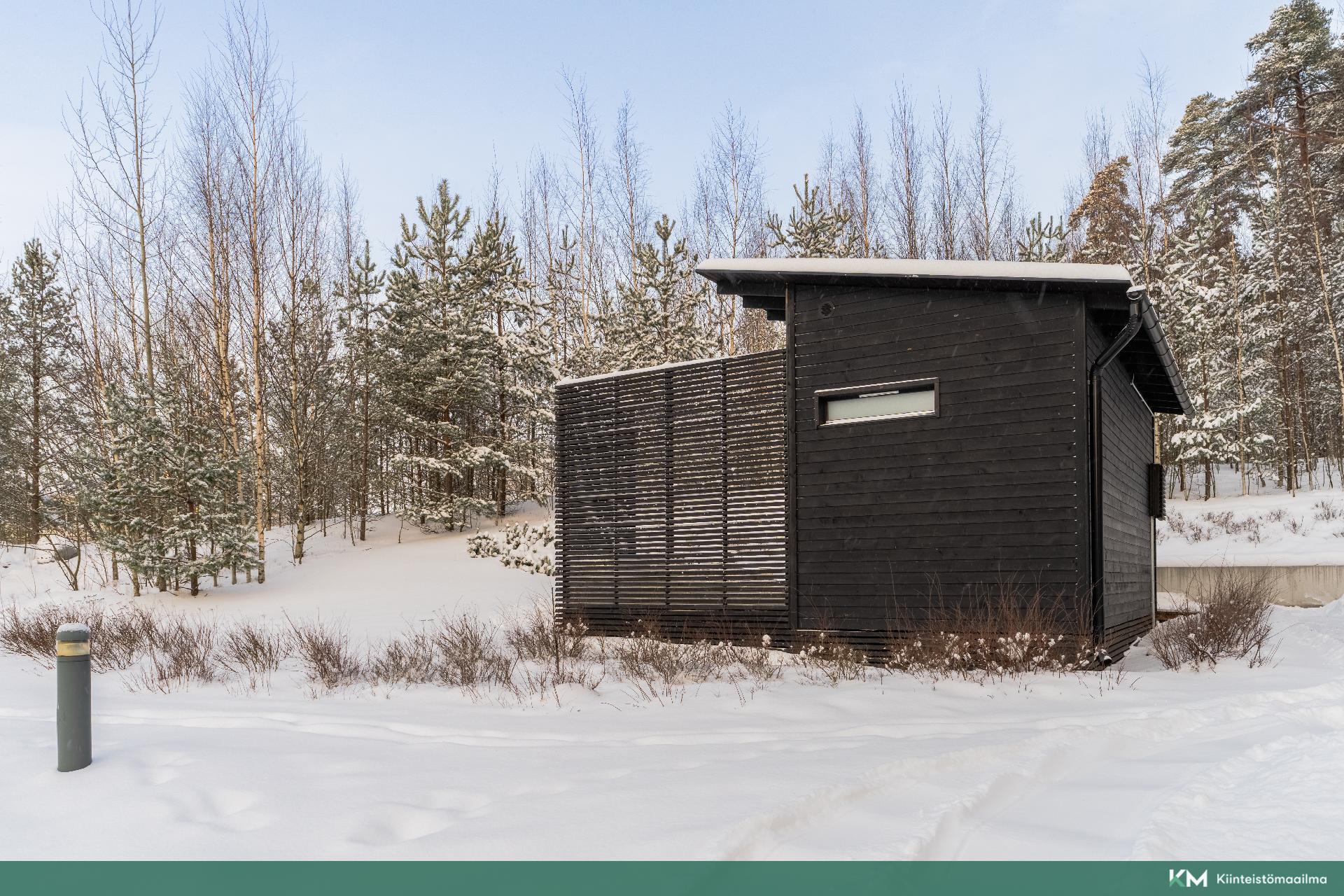 Tunnelmallinen pihasauna