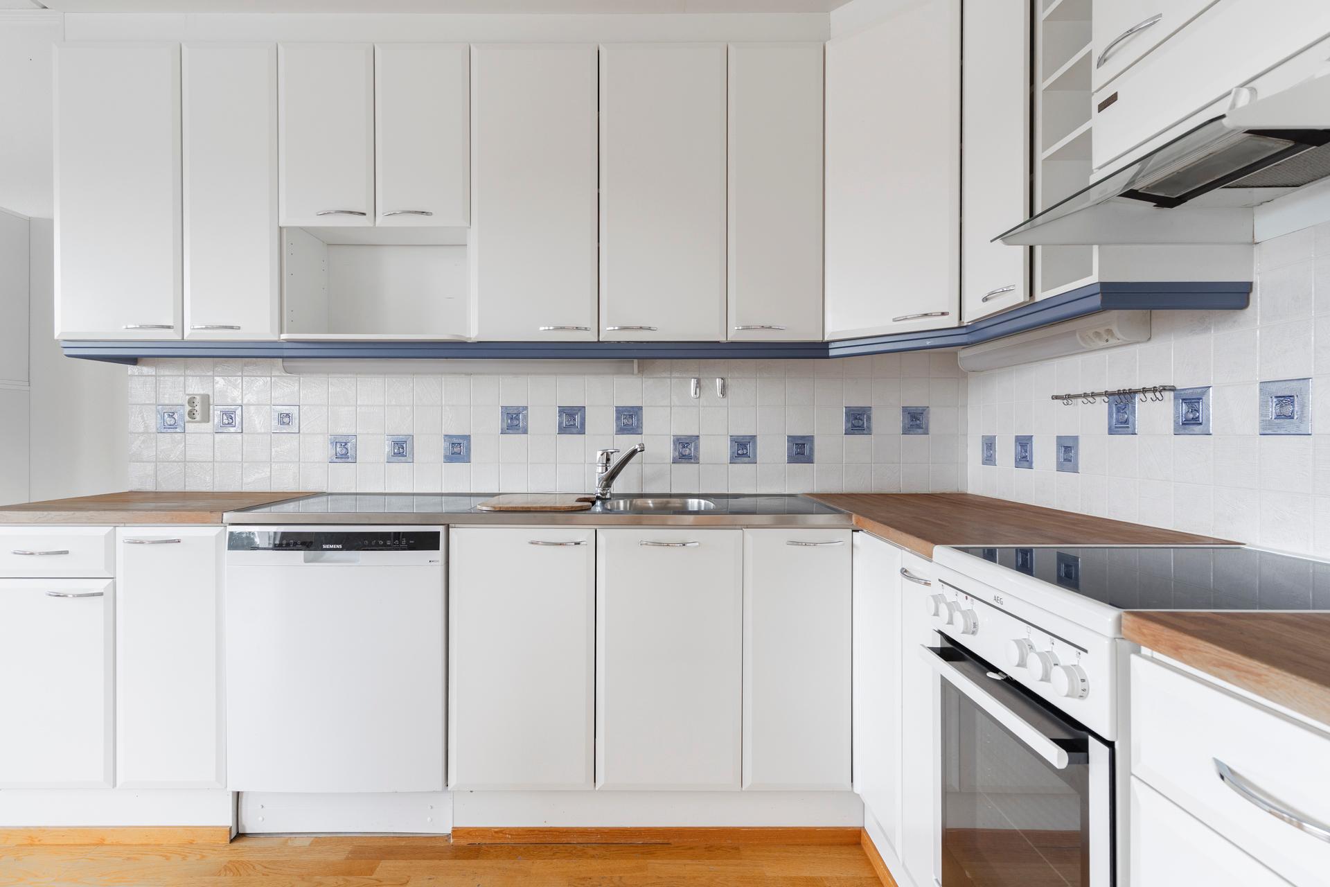 Apajakuja 6, Myyrmäki, Vantaa