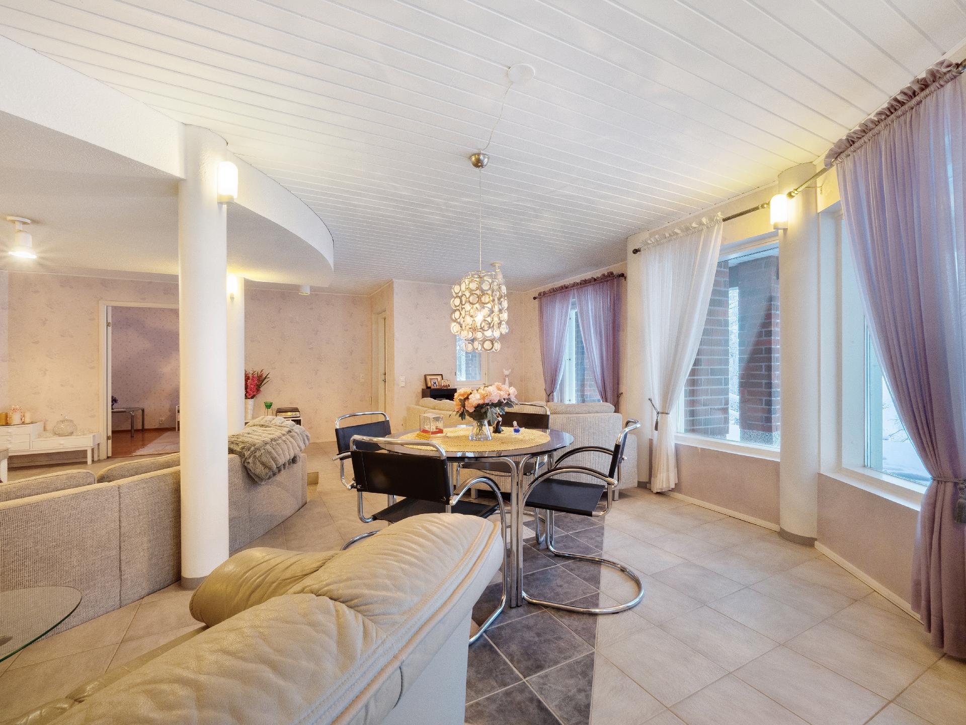 Maaherrantie 32, Harinjärvi, Liperi